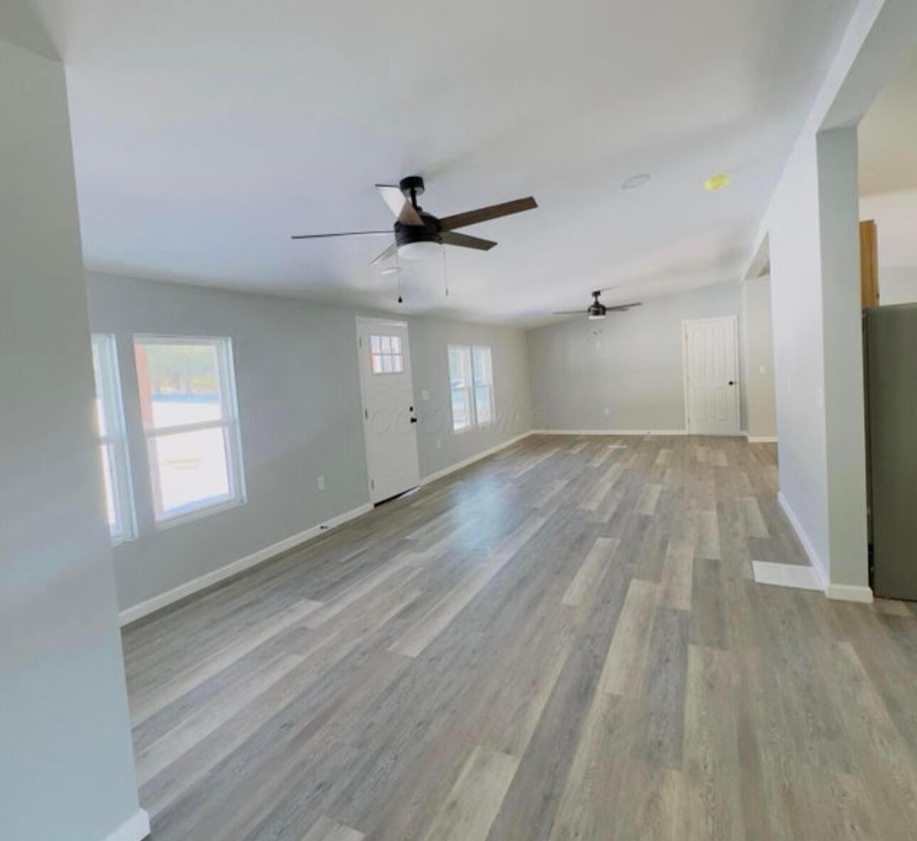 12183 Young Road Property Photo 5