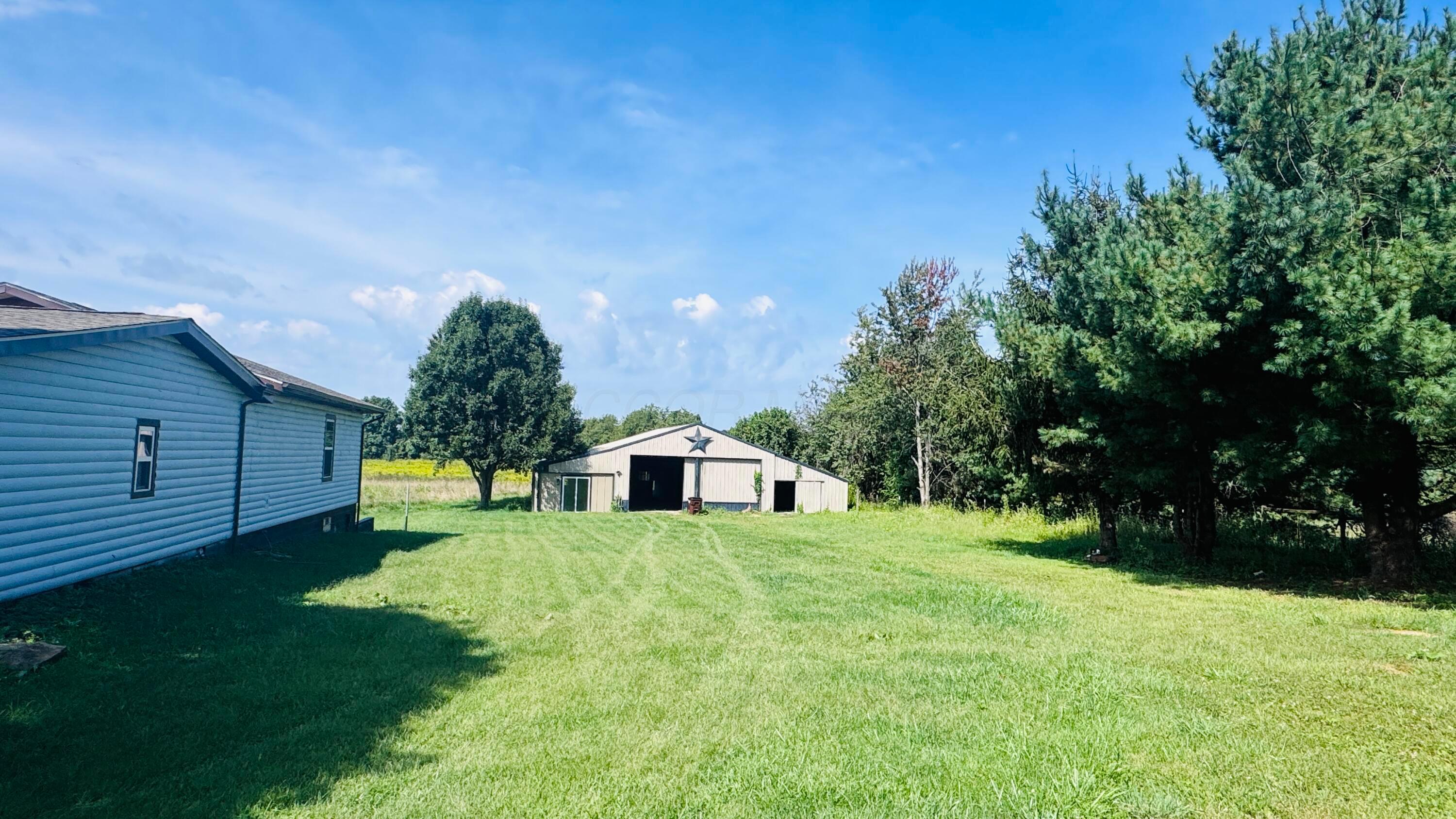 12183 Young Road Property Photo 19