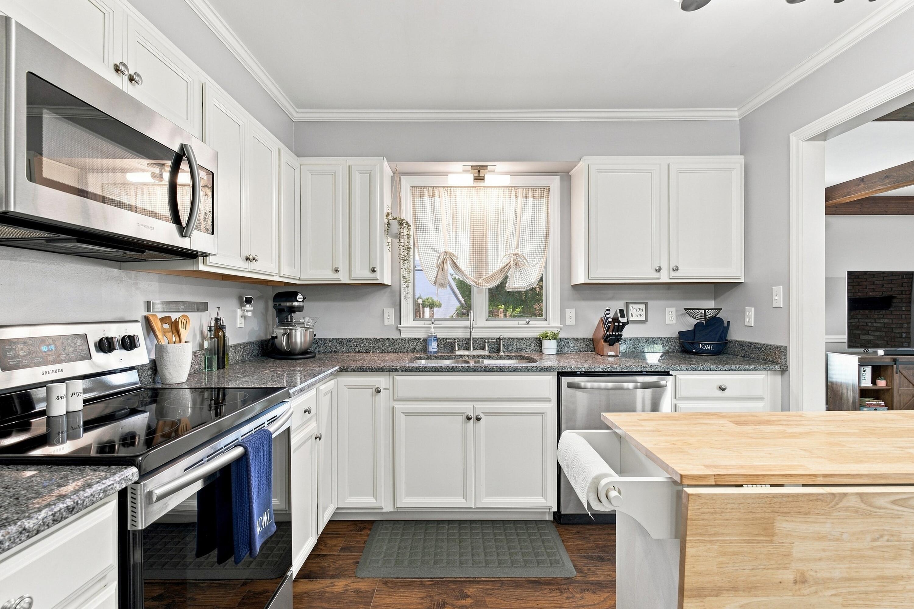 1213 Countryside Drive Property Photo 14