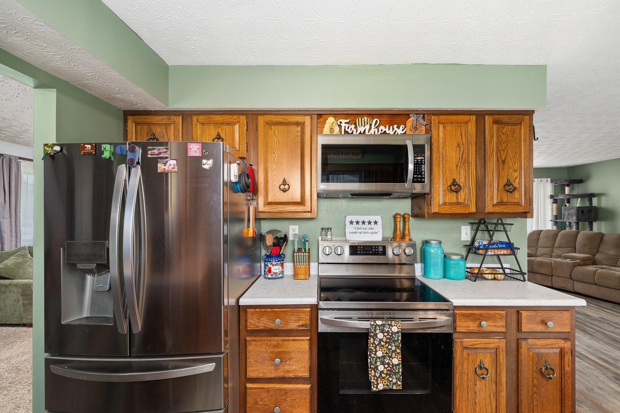 664 Edgefield Drive Property Photo 15