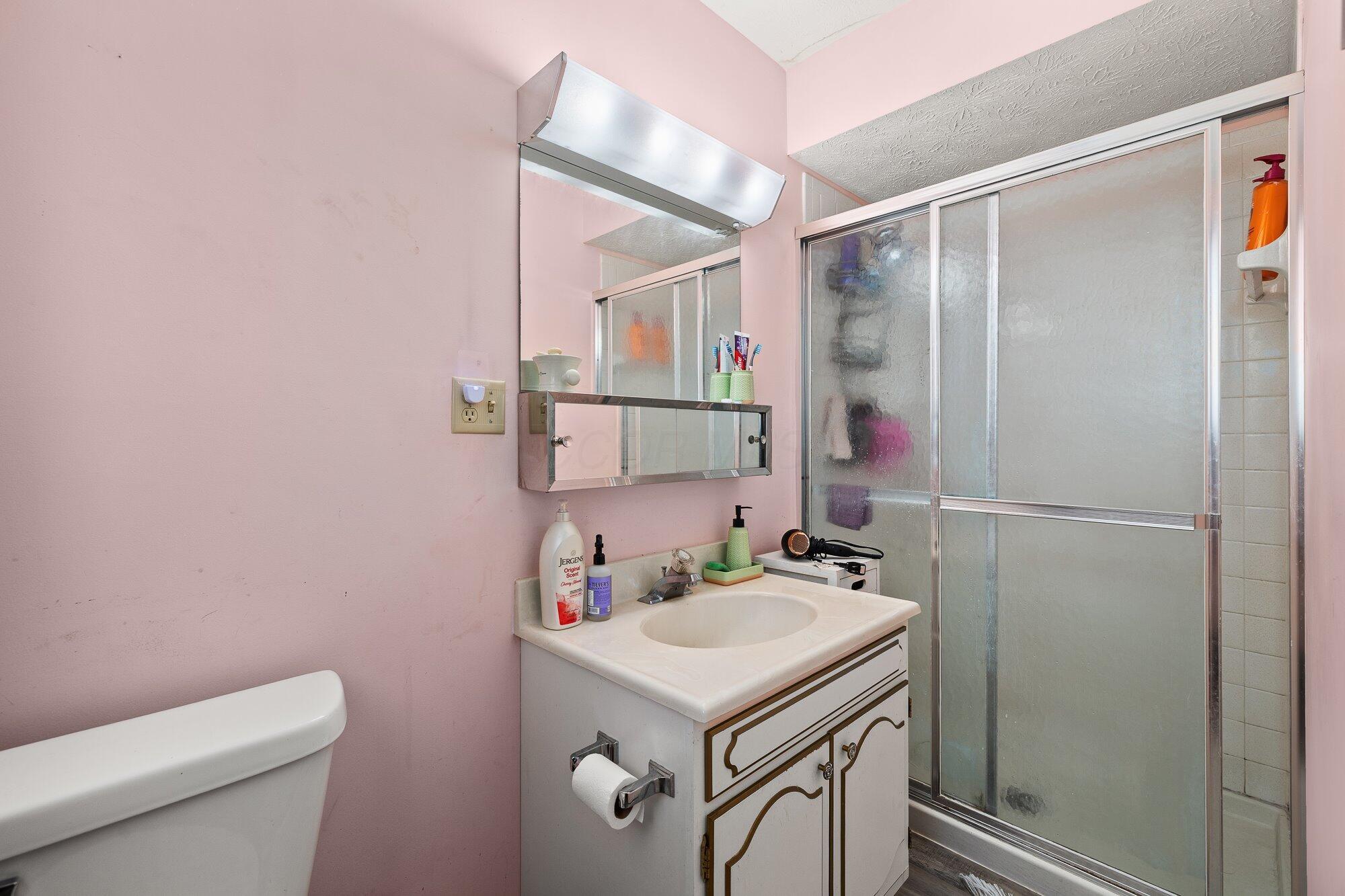 664 Edgefield Drive Property Photo 21