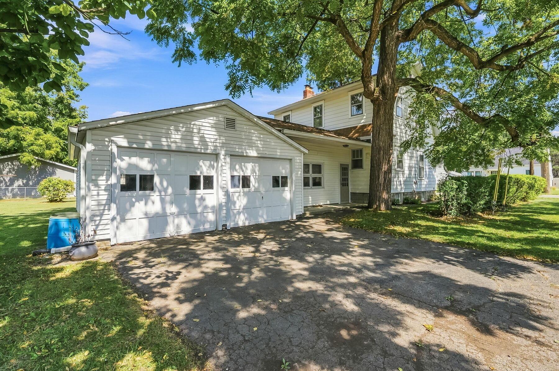945 Uncapher Avenue Property Photo 3