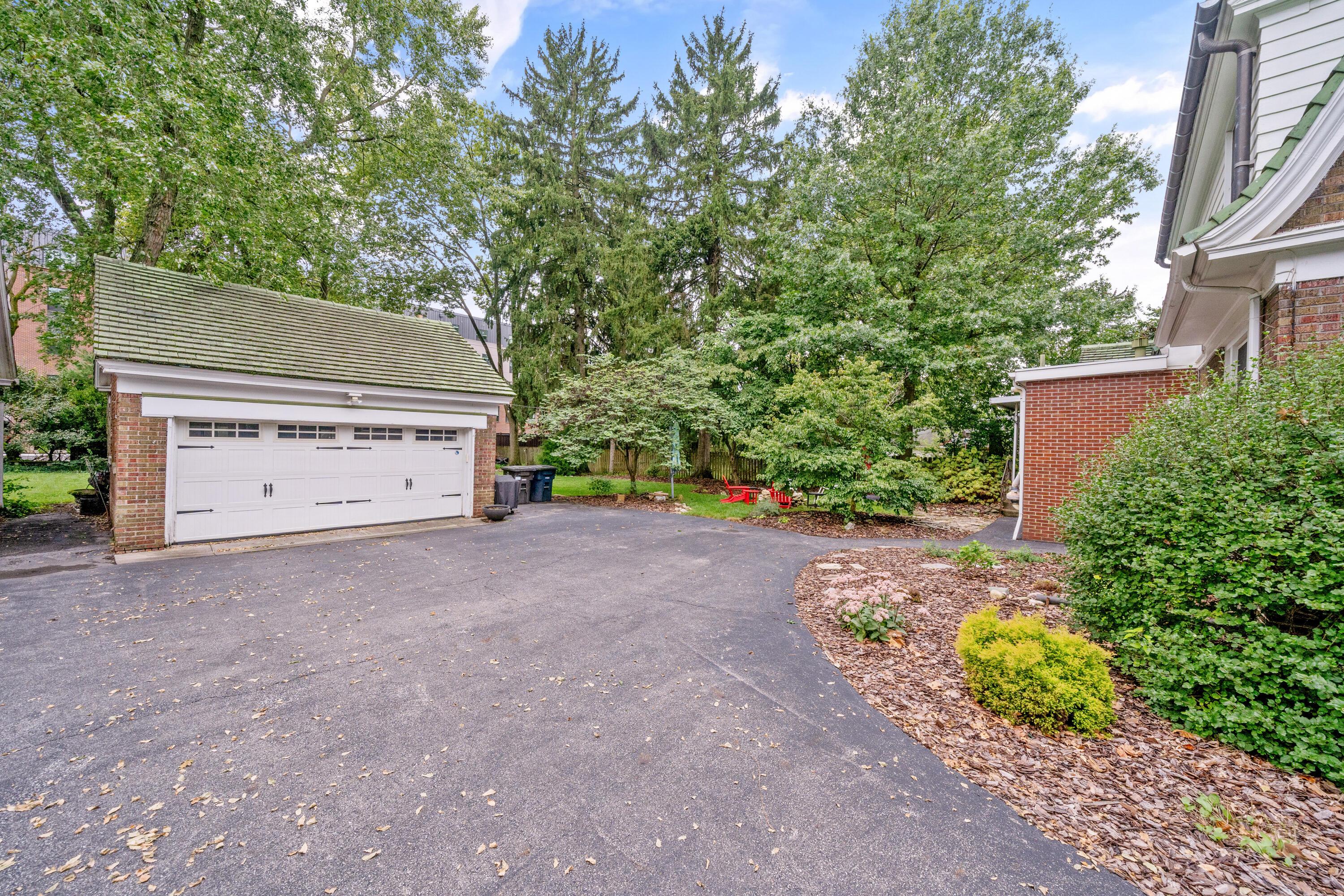2191 Bryden Road Property Photo 50