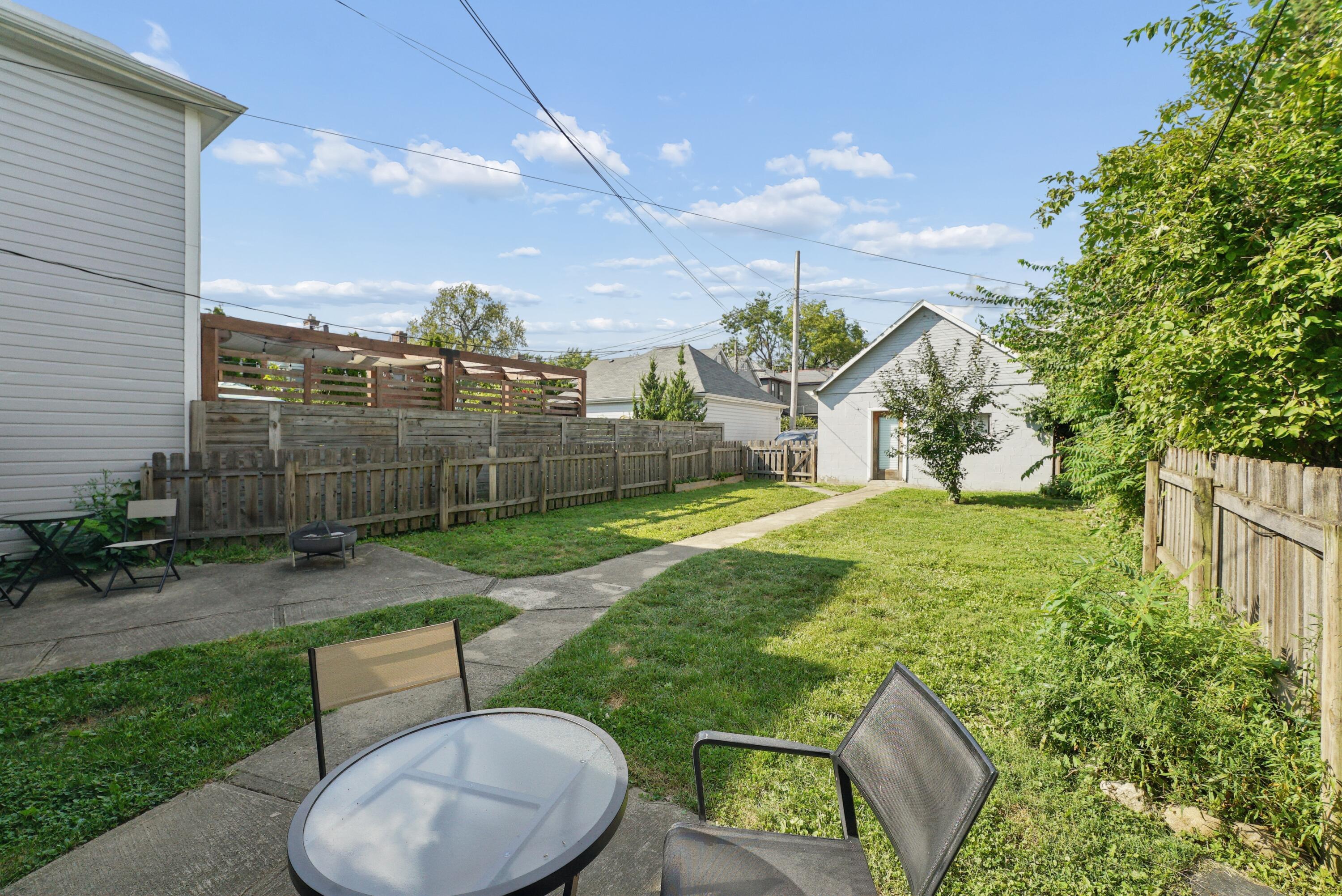 212 W 3rd Avenue Property Photo 26