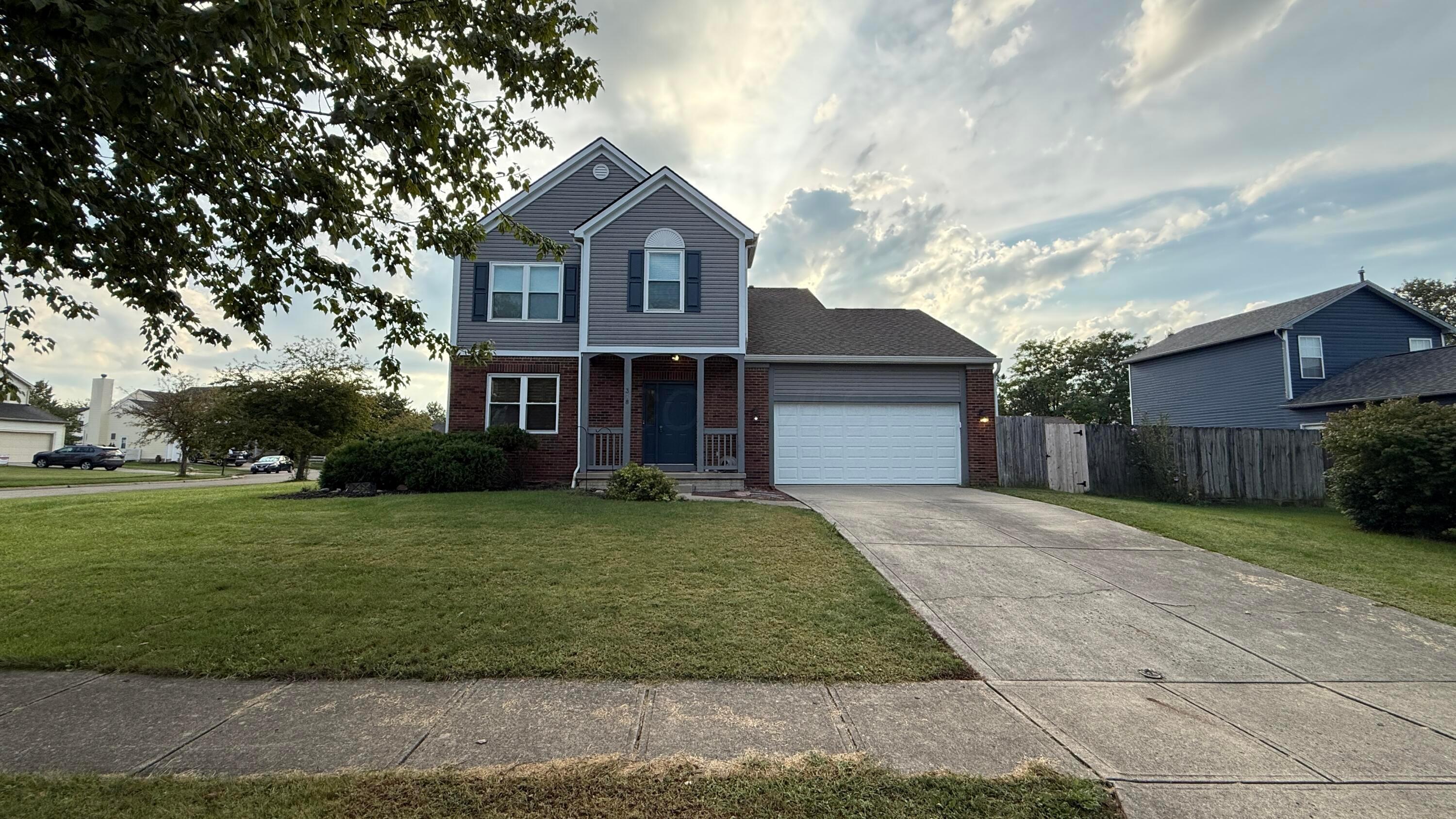 318 Eddington Drive Property Photo 1