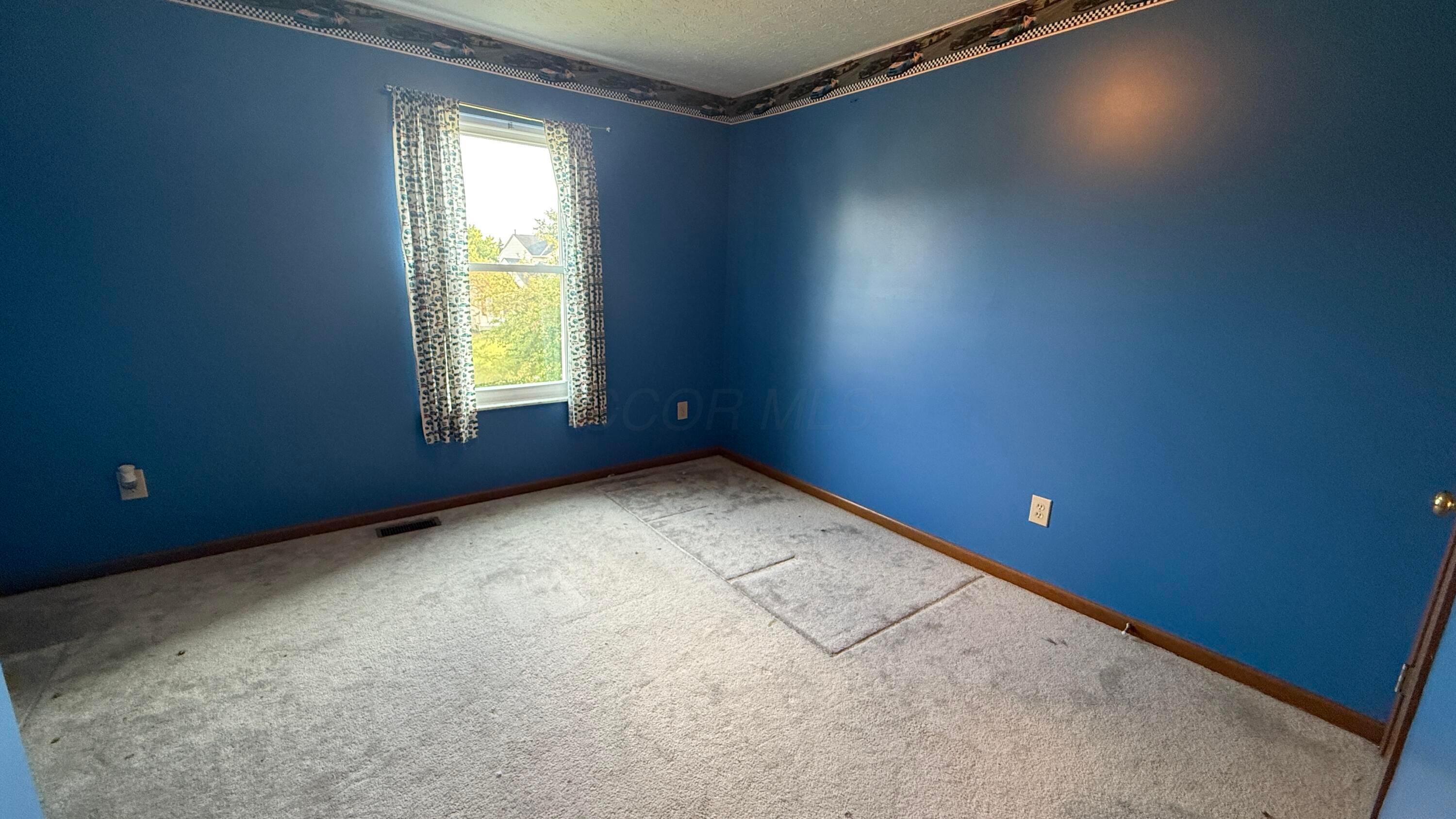 318 Eddington Drive Property Photo 13