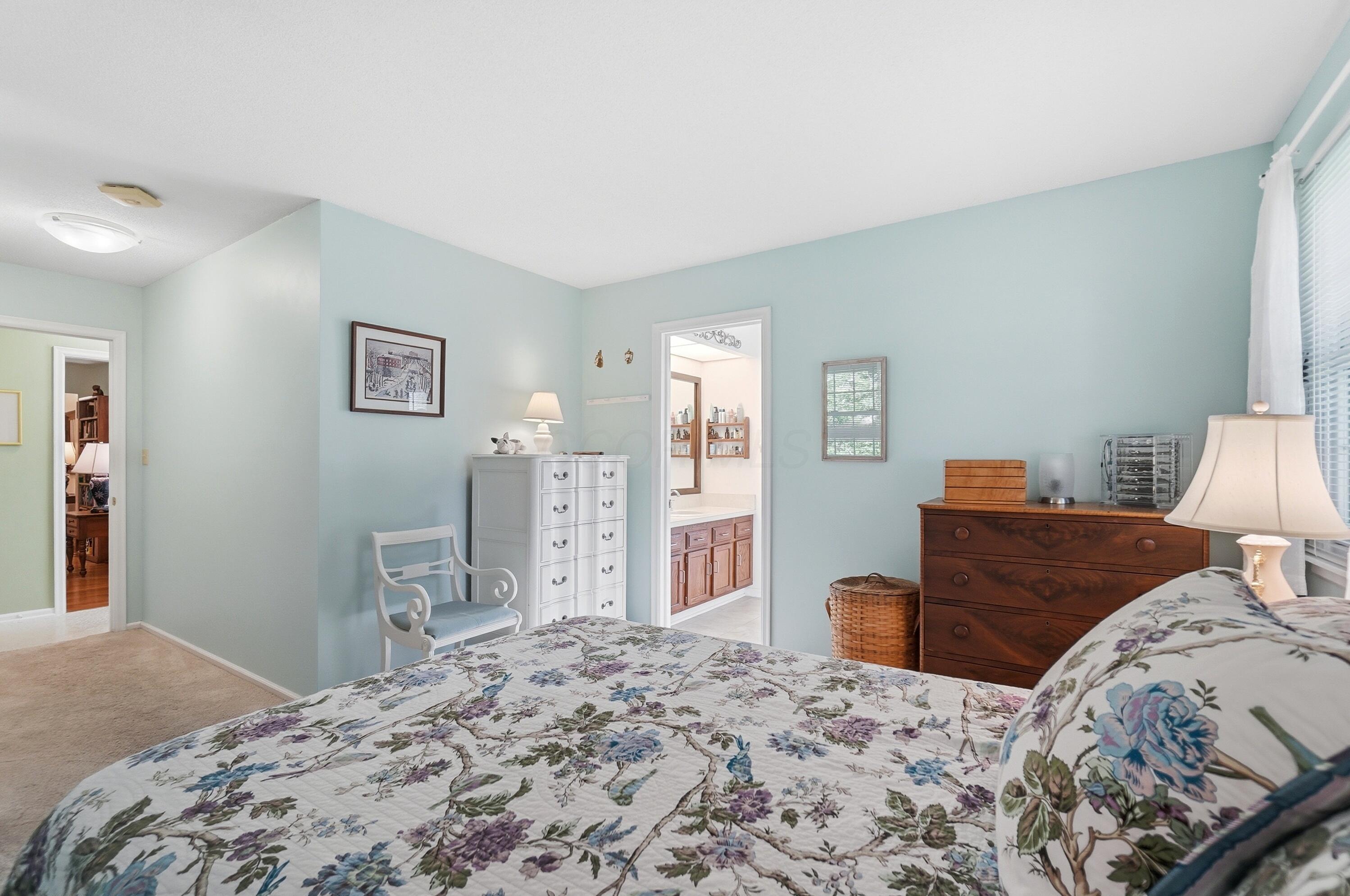 536 W Broadway Property Photo 29