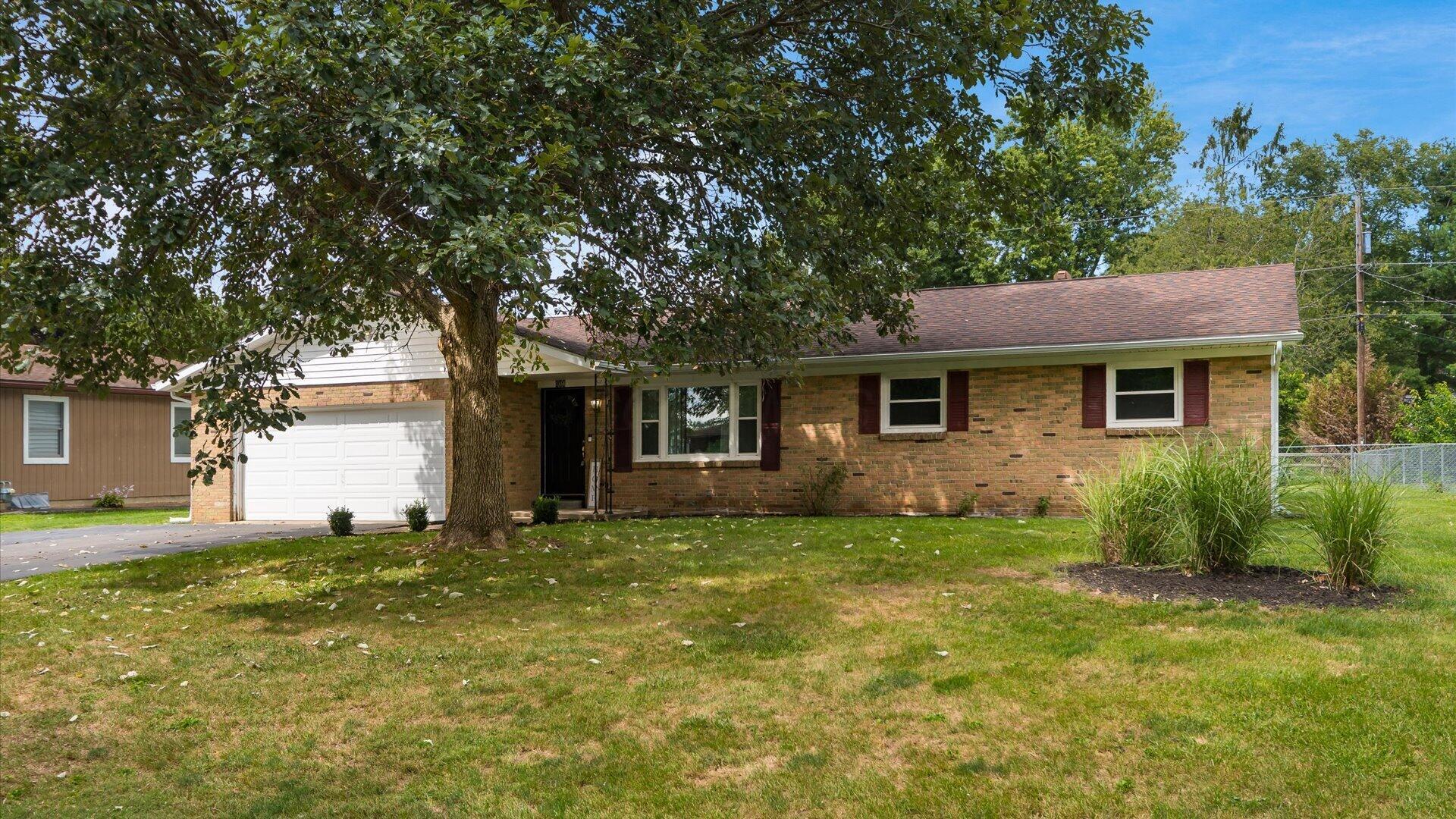 104 Gregory Drive Property Photo 2