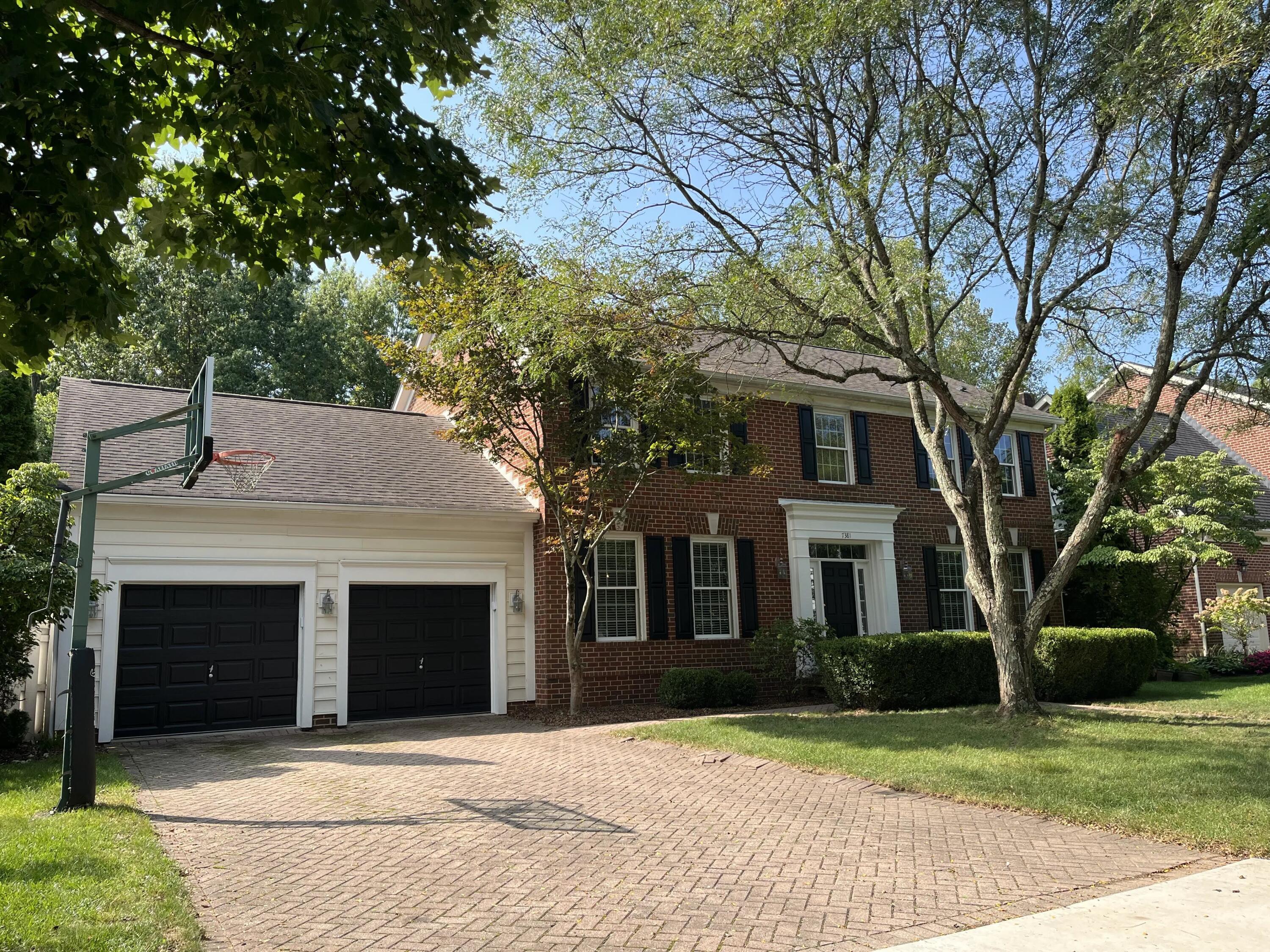 7381 S Hampsted Square Property Photo 1