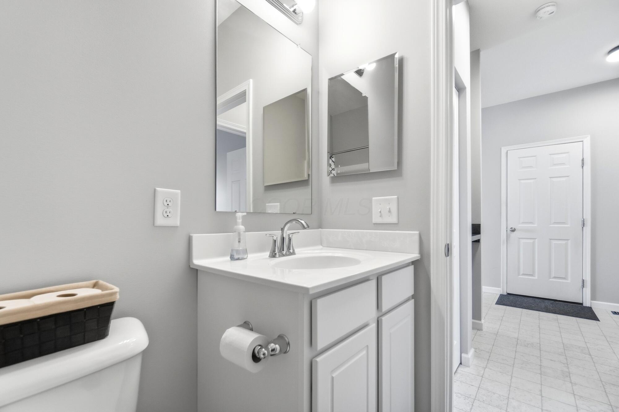 5231 Gobel Drive Property Photo 30