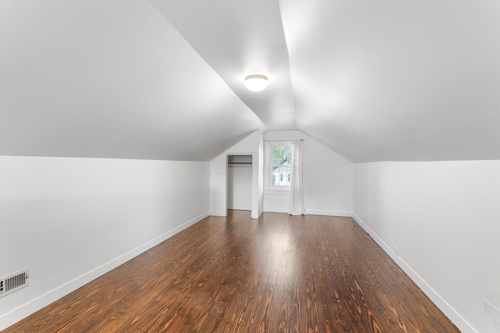 577 E Weber Road Property Photo 21