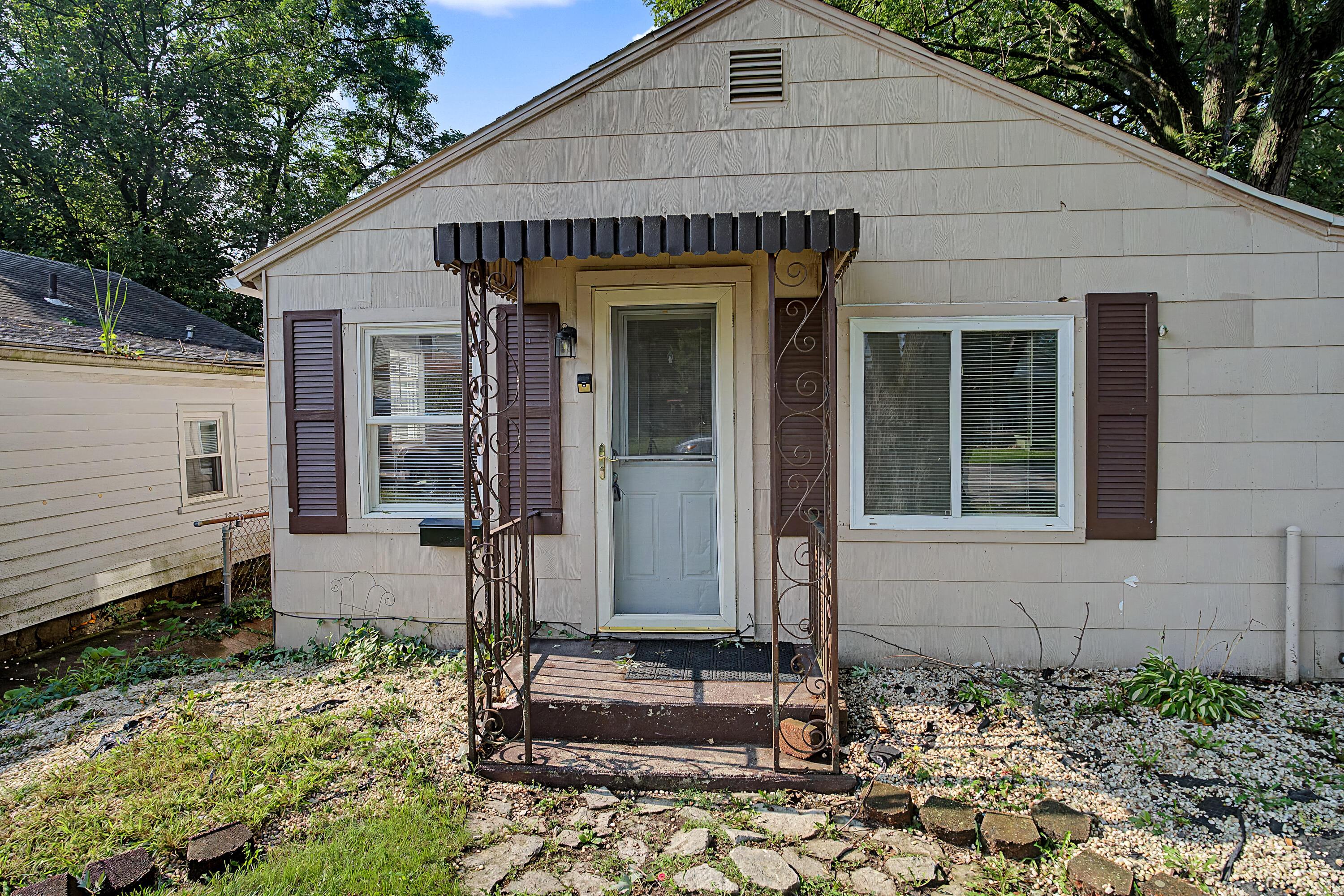 2629 Berger Avenue Property Photo 4