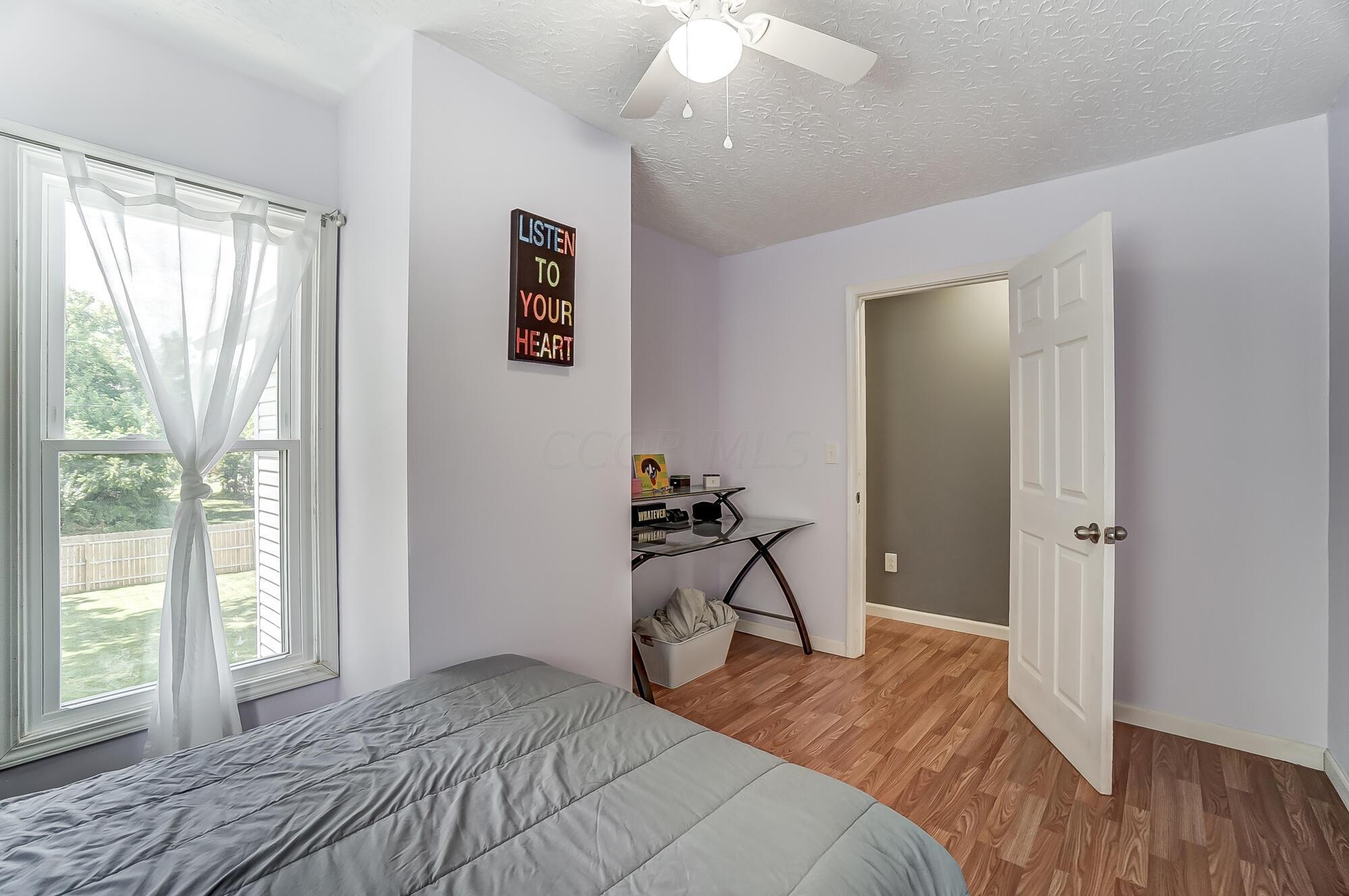 127 E Grand Avenue Property Photo 39