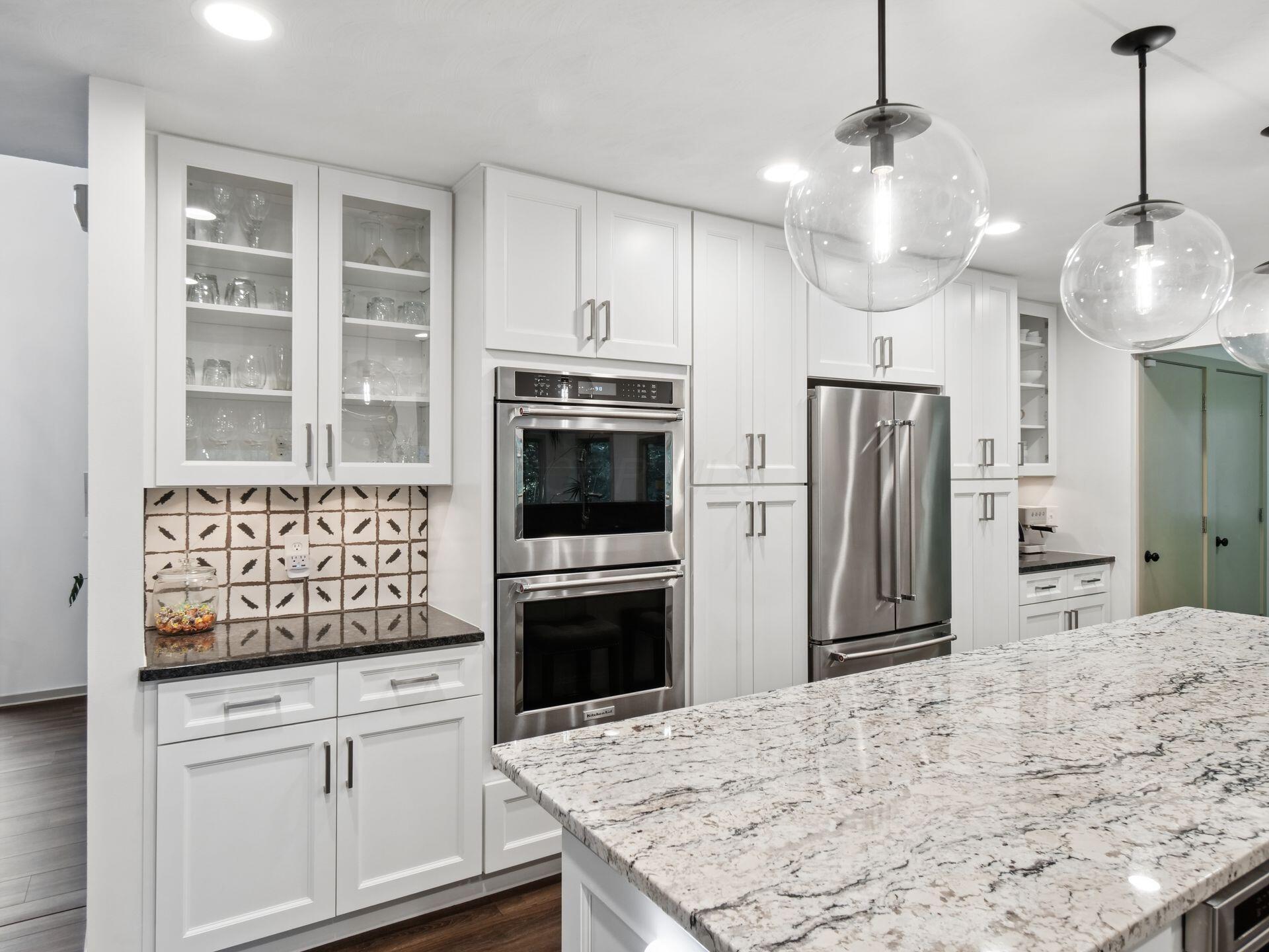 4766 Donegal Cliffs Drive Property Photo 17