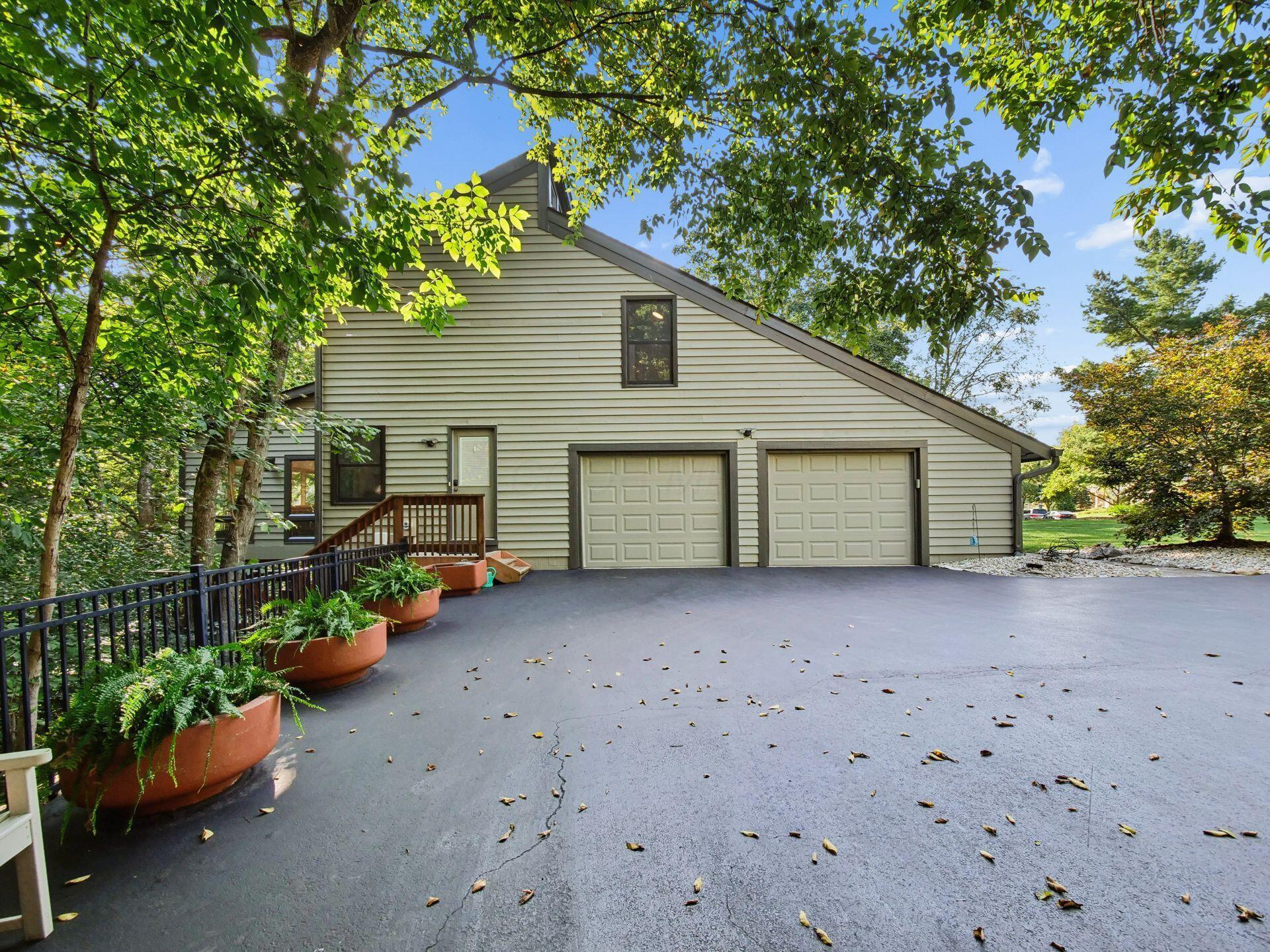 4766 Donegal Cliffs Drive Property Photo 86