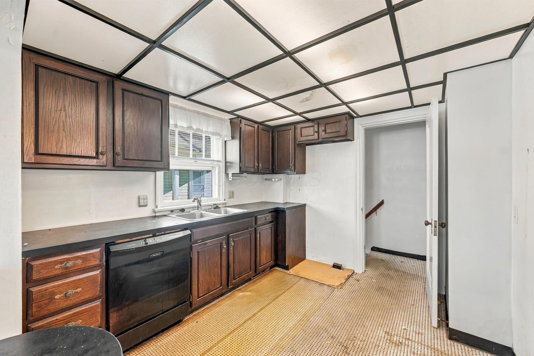 251 Clover Avenue Property Photo 11