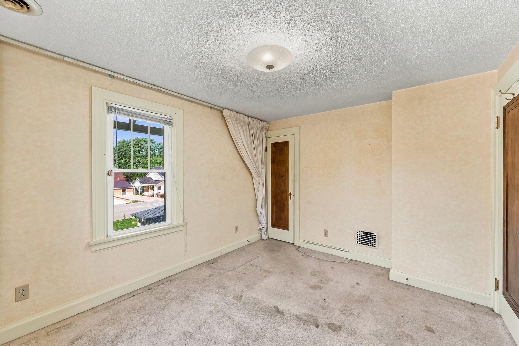251 Clover Avenue Property Photo 21
