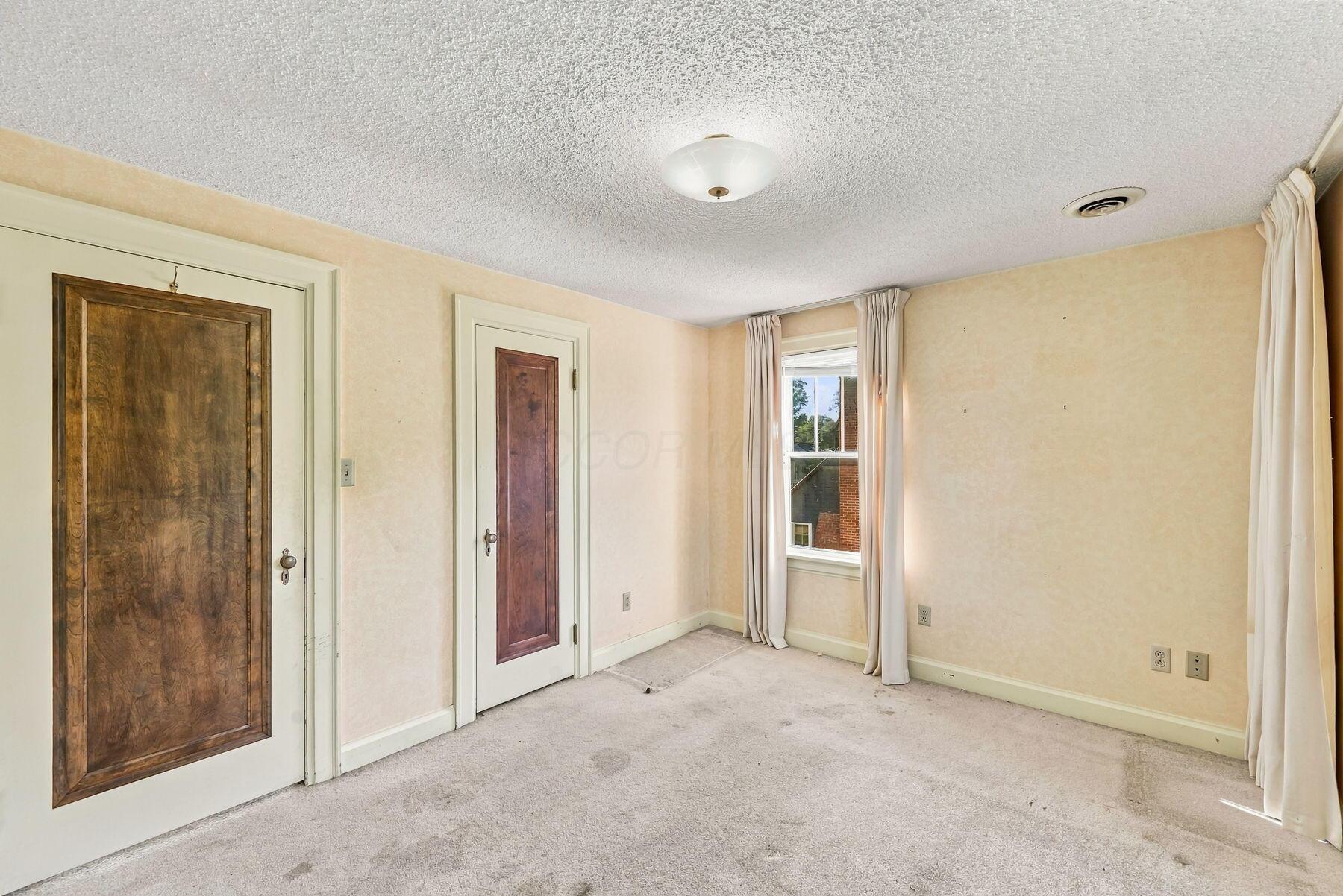251 Clover Avenue Property Photo 23