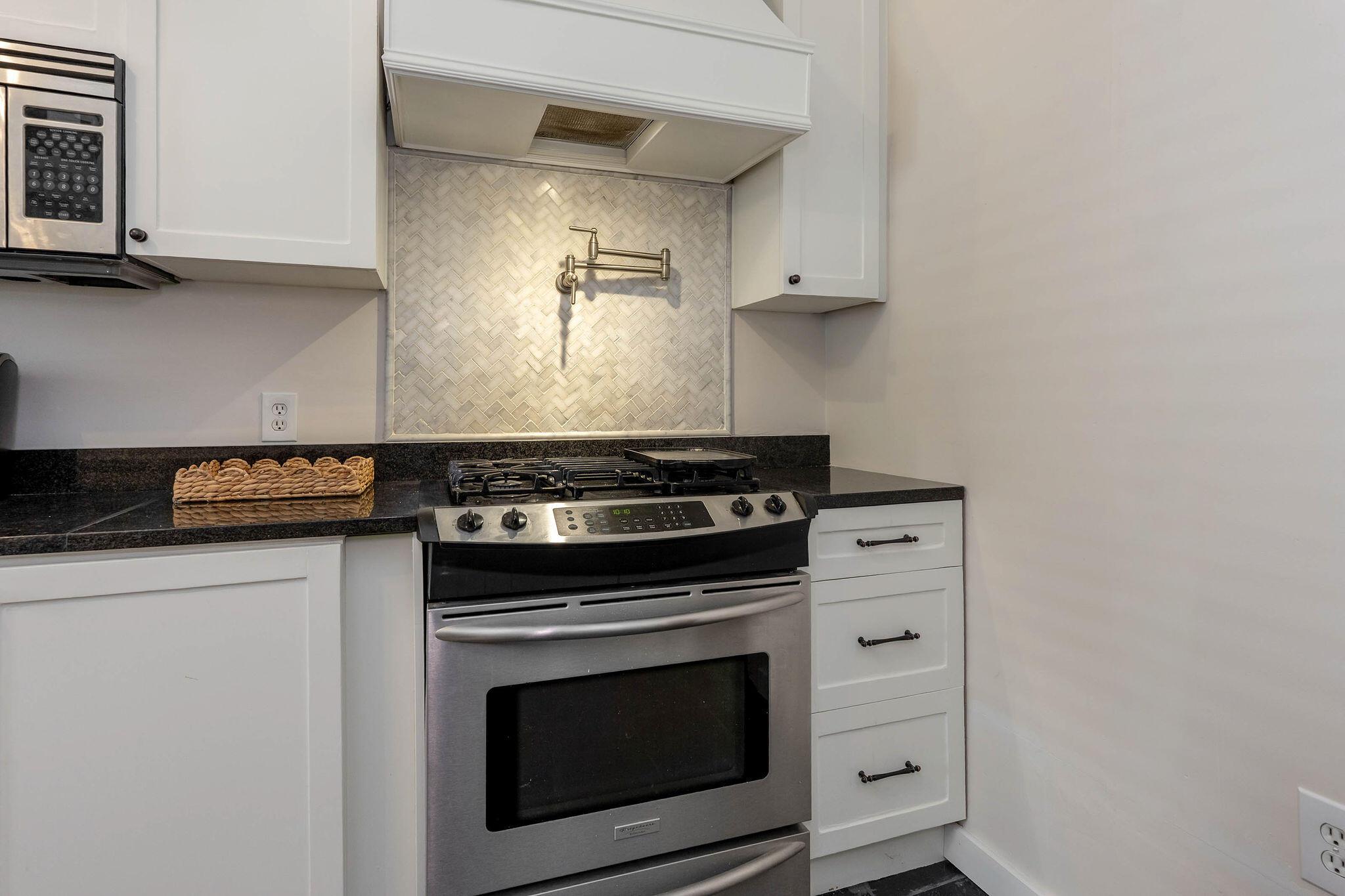 677 S 3rd Street Property Photo 19