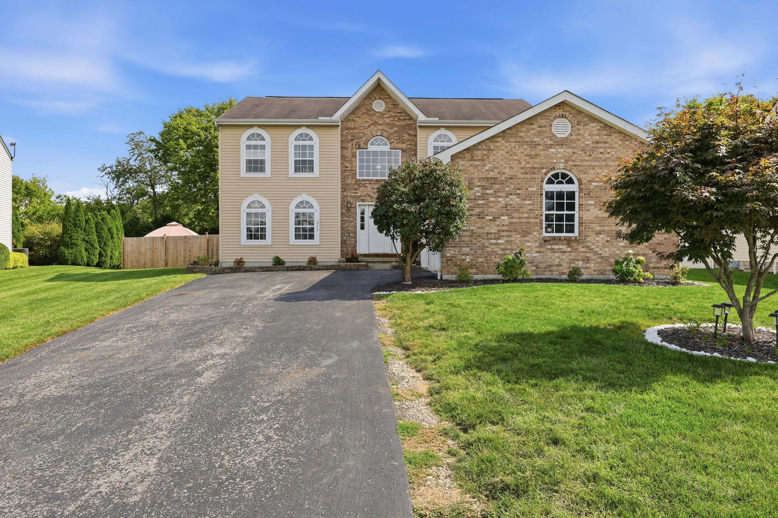 211 Cavanaugh Drive Property Photo 2
