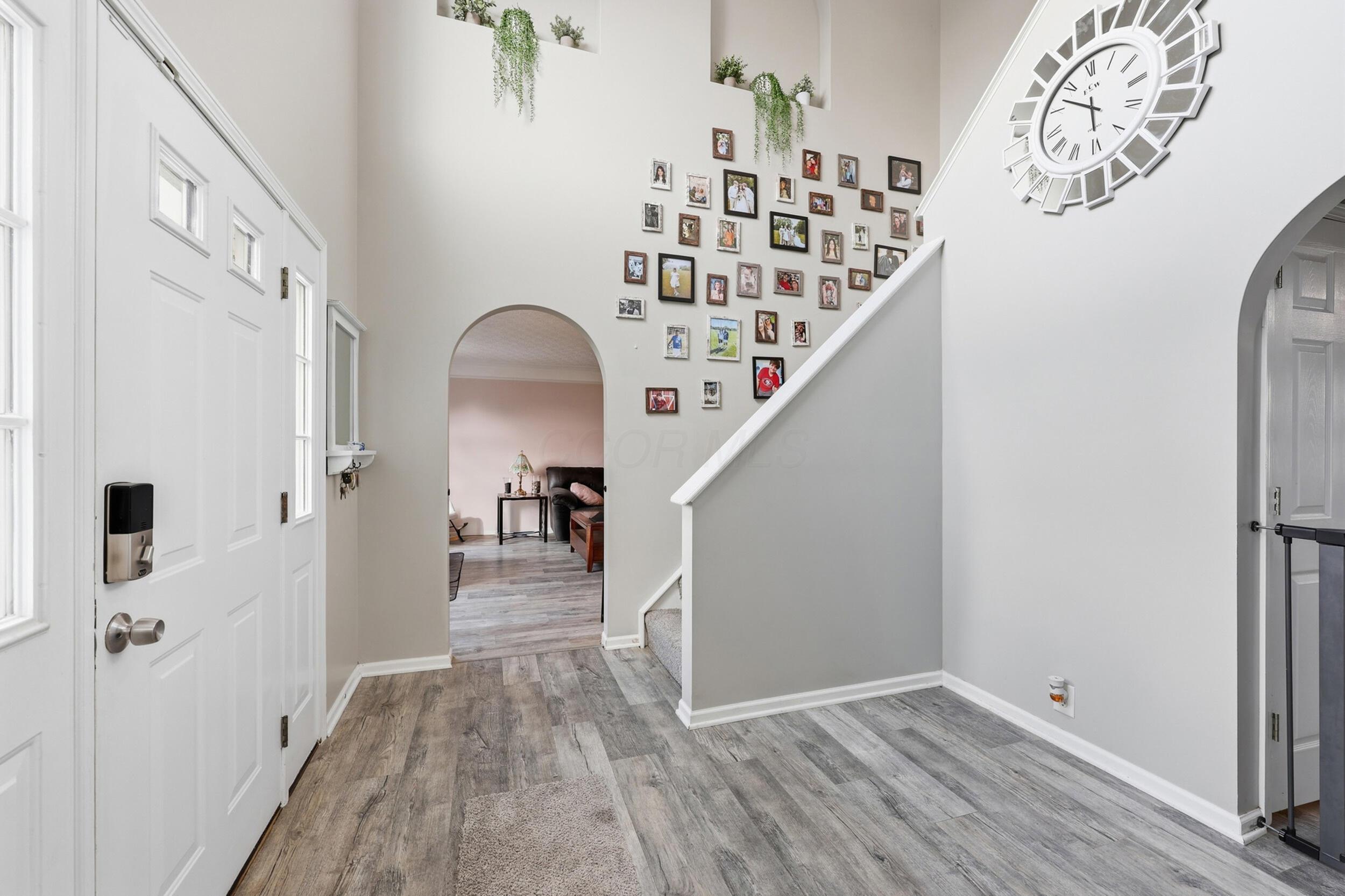211 Cavanaugh Drive Property Photo 8