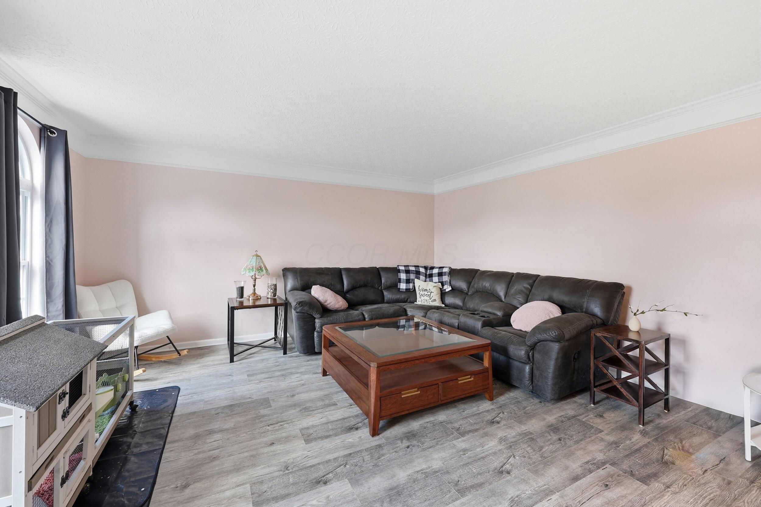 211 Cavanaugh Drive Property Photo 12