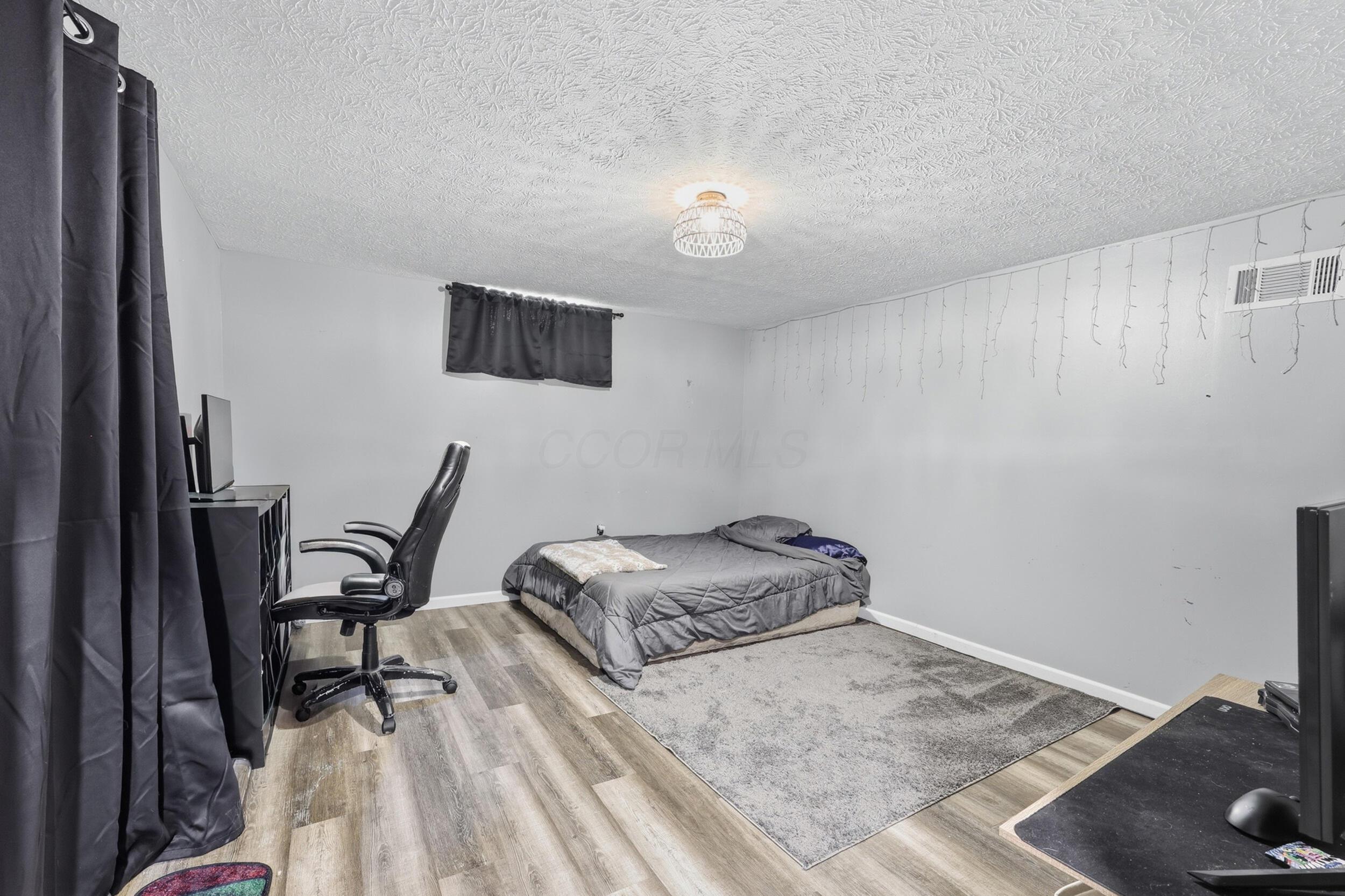 211 Cavanaugh Drive Property Photo 34