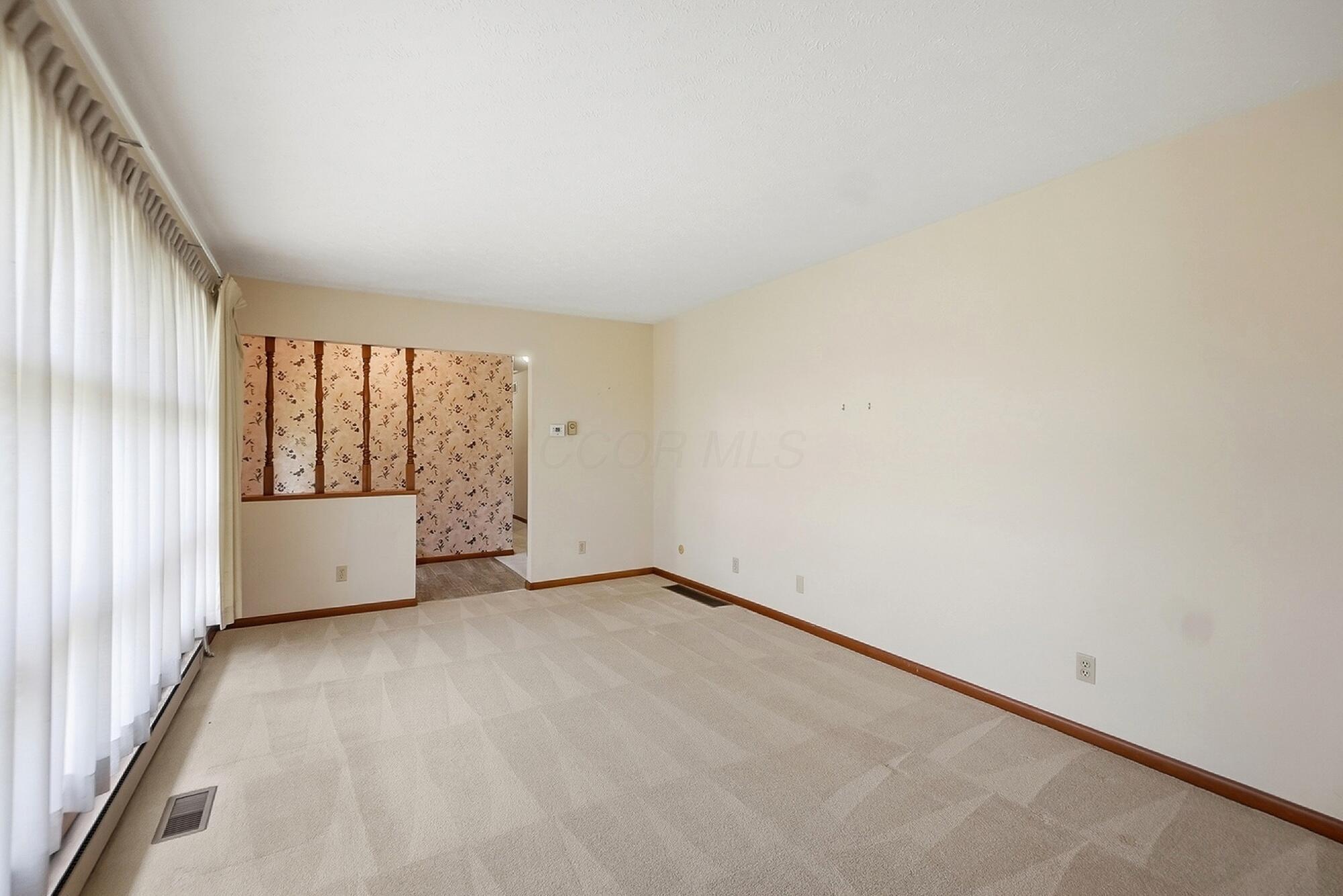315 Simpson Road Property Photo 6