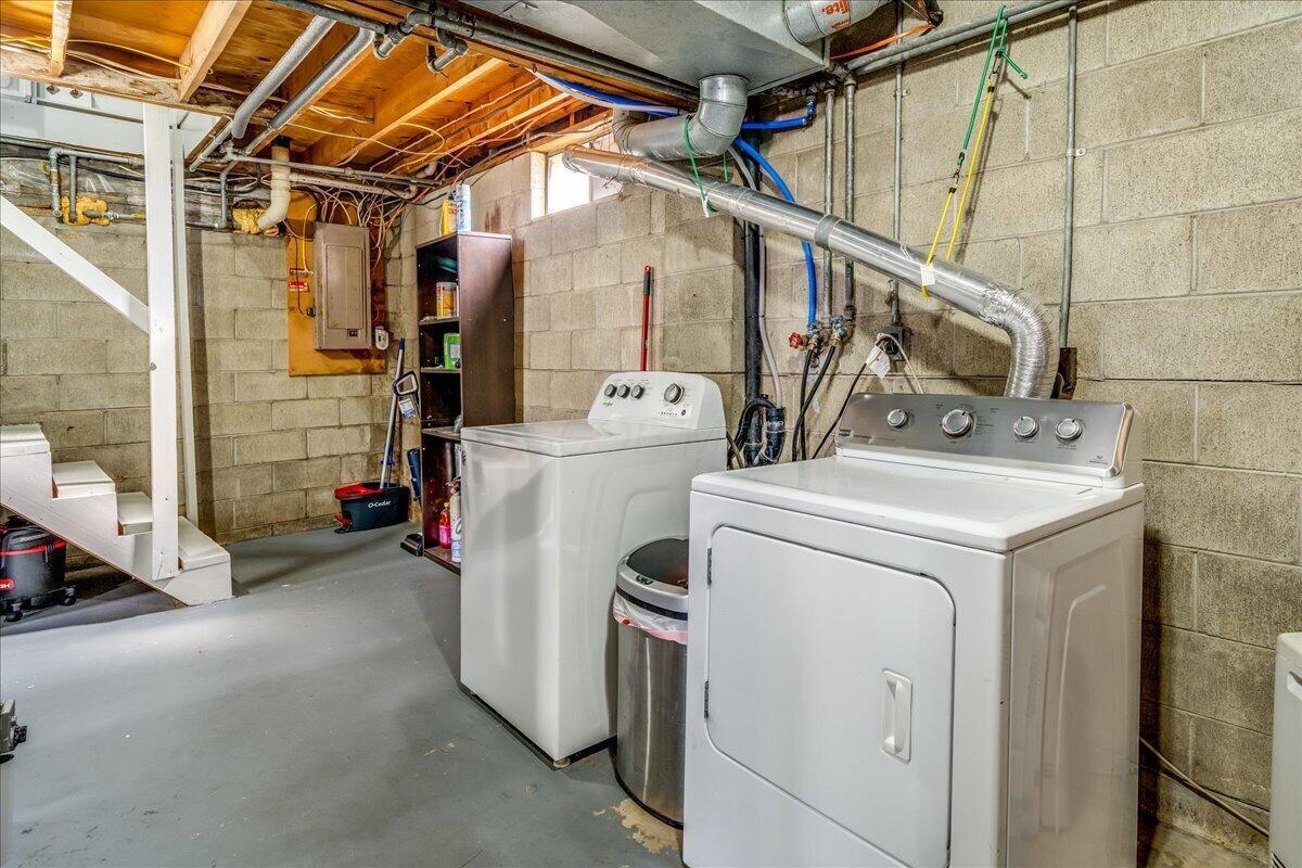 136 Hayward Avenue Property Photo 24