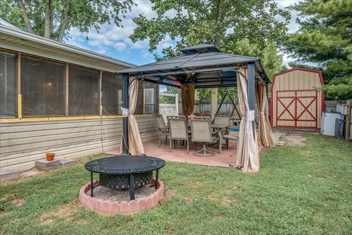 136 Hayward Avenue Property Photo 32