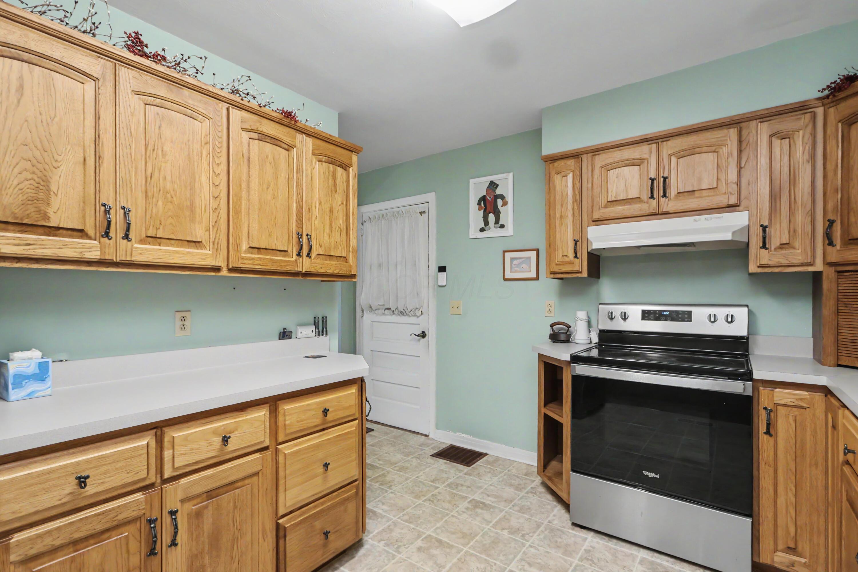536 Euclid Avenue Property Photo 7