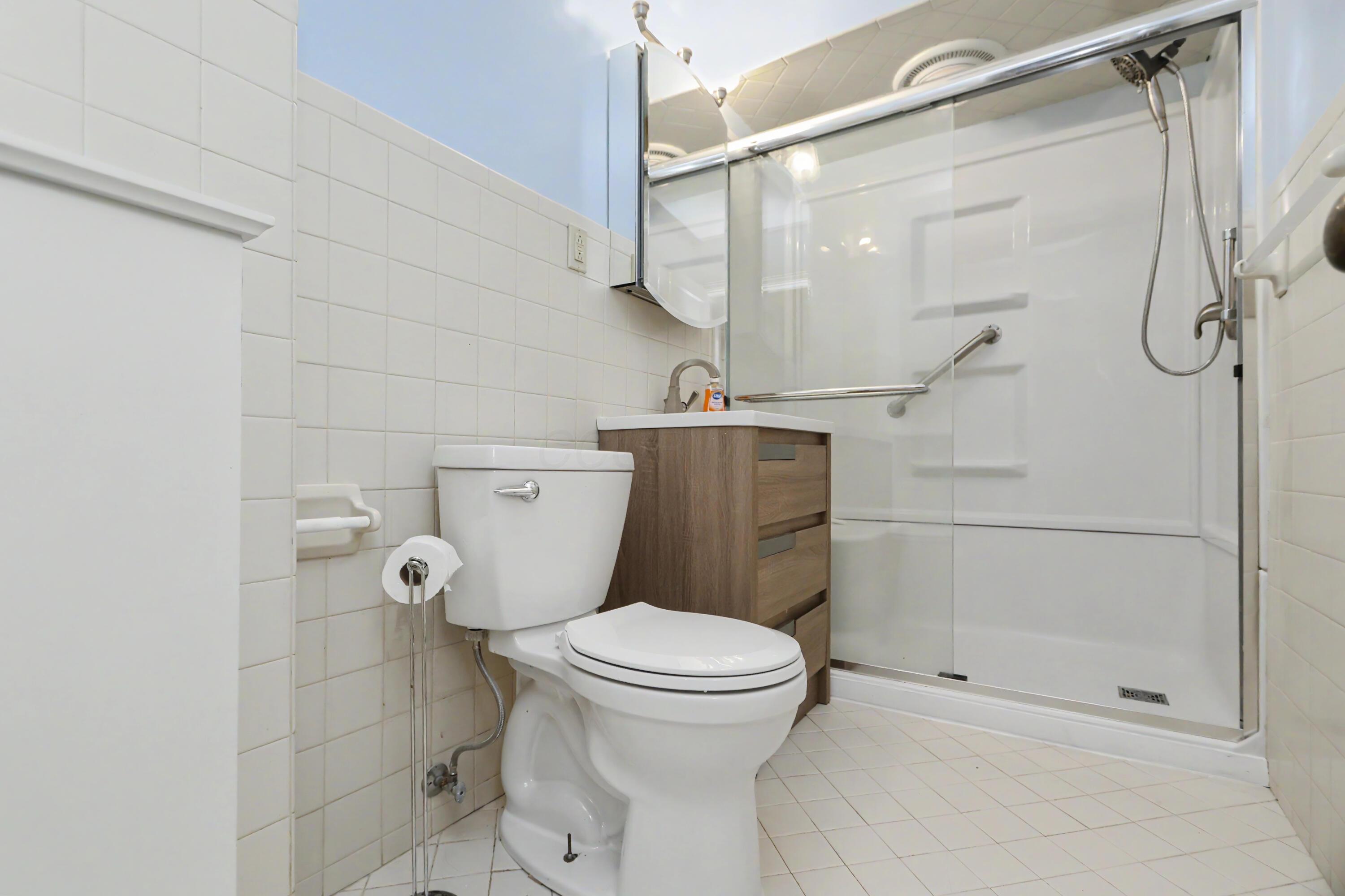 536 Euclid Avenue Property Photo 15
