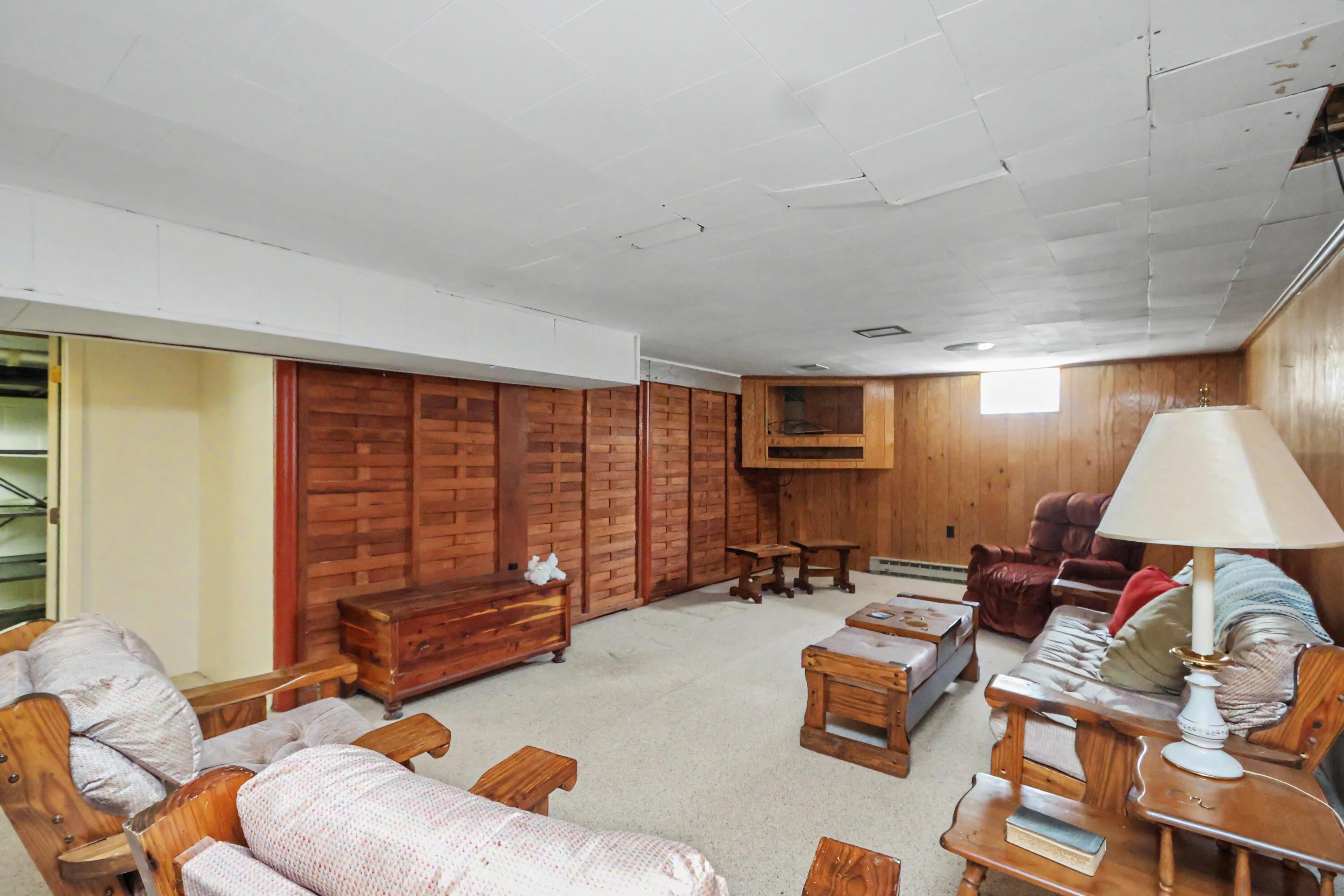 536 Euclid Avenue Property Photo 19