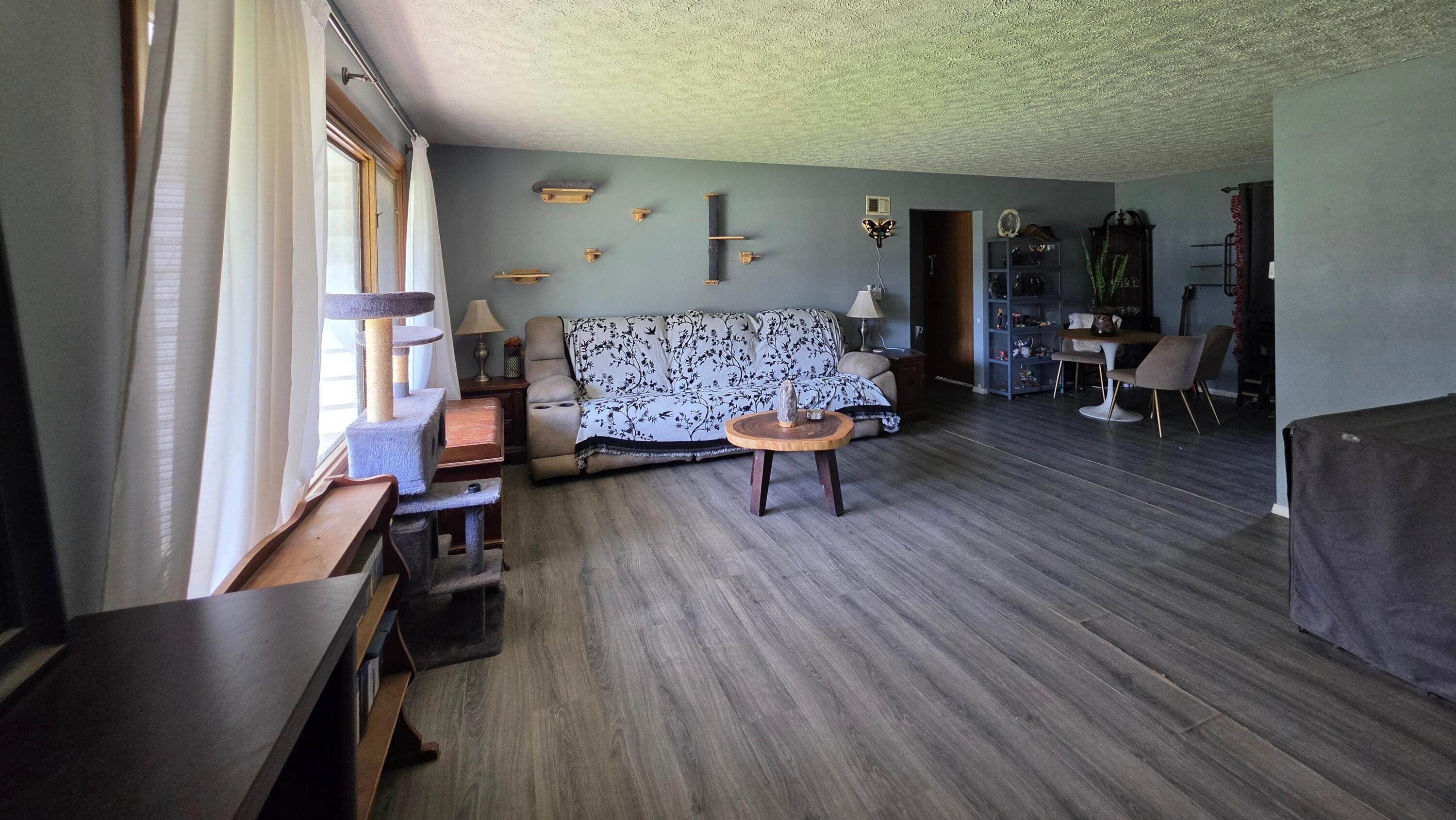 1700 Milton Avenue Property Photo 4