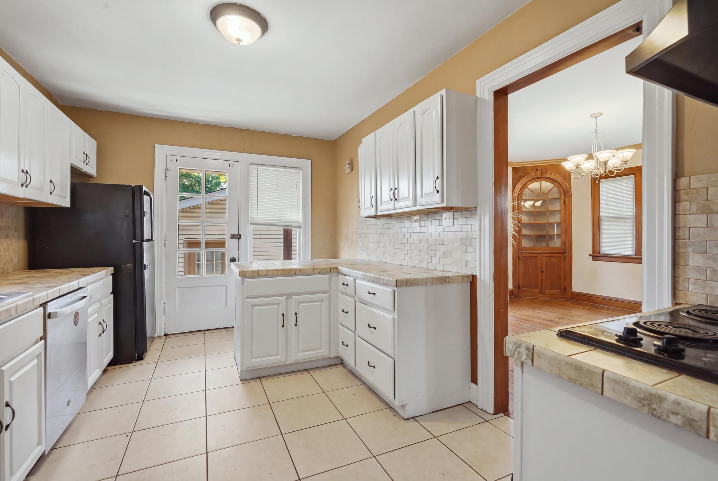 1272 Blue Avenue Property Photo 13