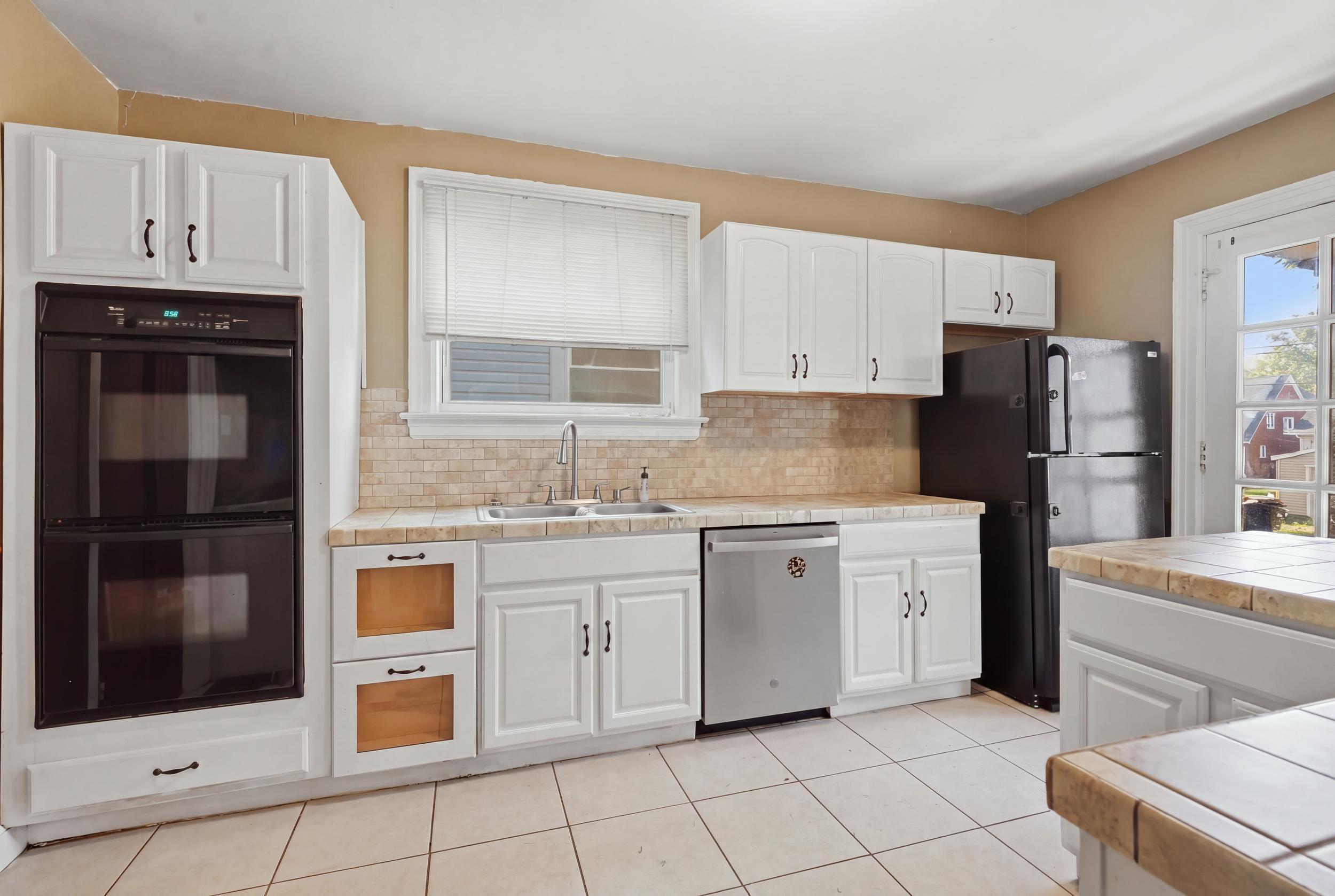 1272 Blue Avenue Property Photo 14