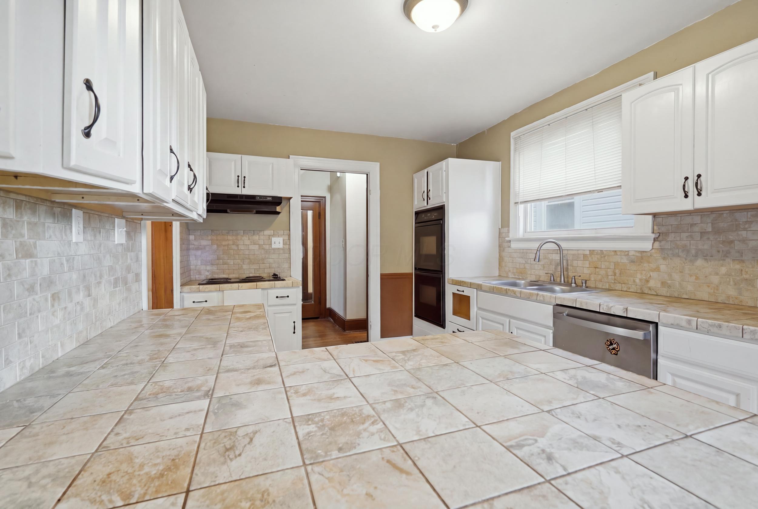 1272 Blue Avenue Property Photo 15