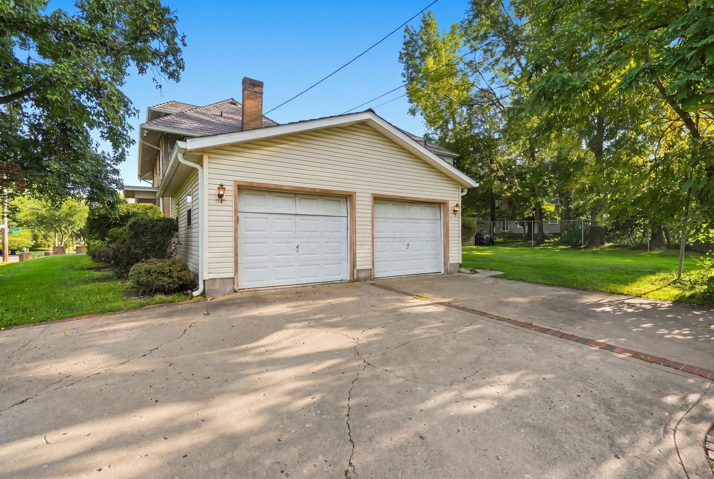1272 Blue Avenue Property Photo 36