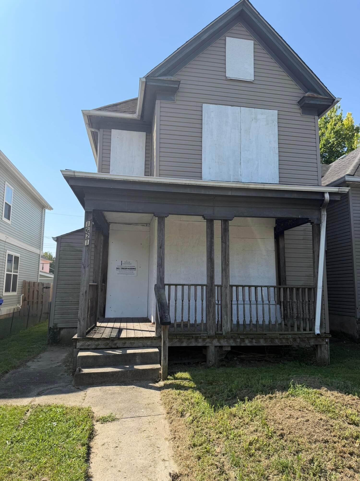 1621 Harvard Avenue Property Photo 1