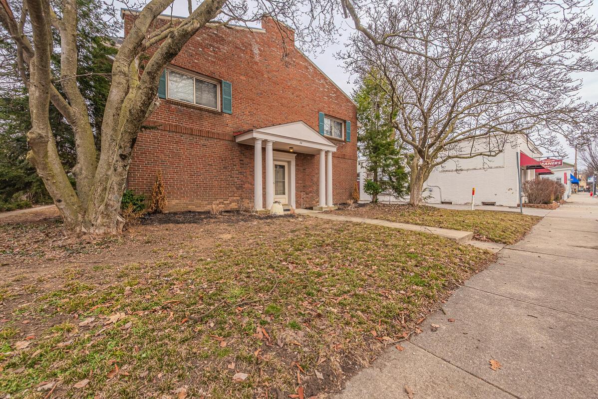 46 W Main Street, E Property Photo 1