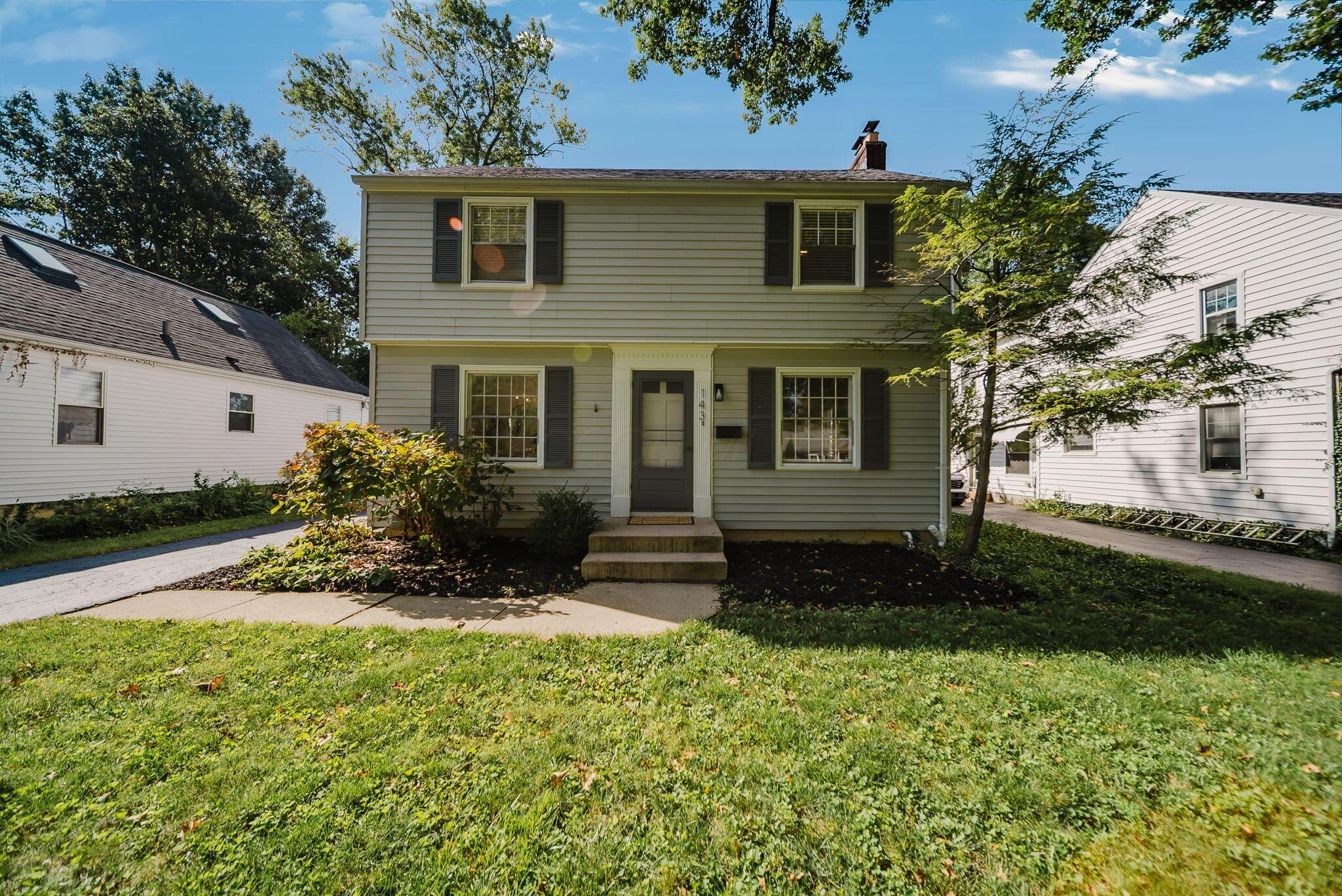 143 E Weisheimer Road Property Photo 1