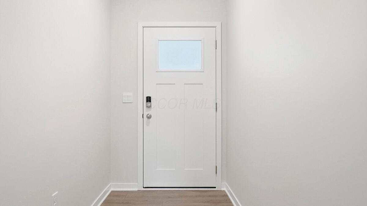 1382 Marinelli Drive E Property Photo 6