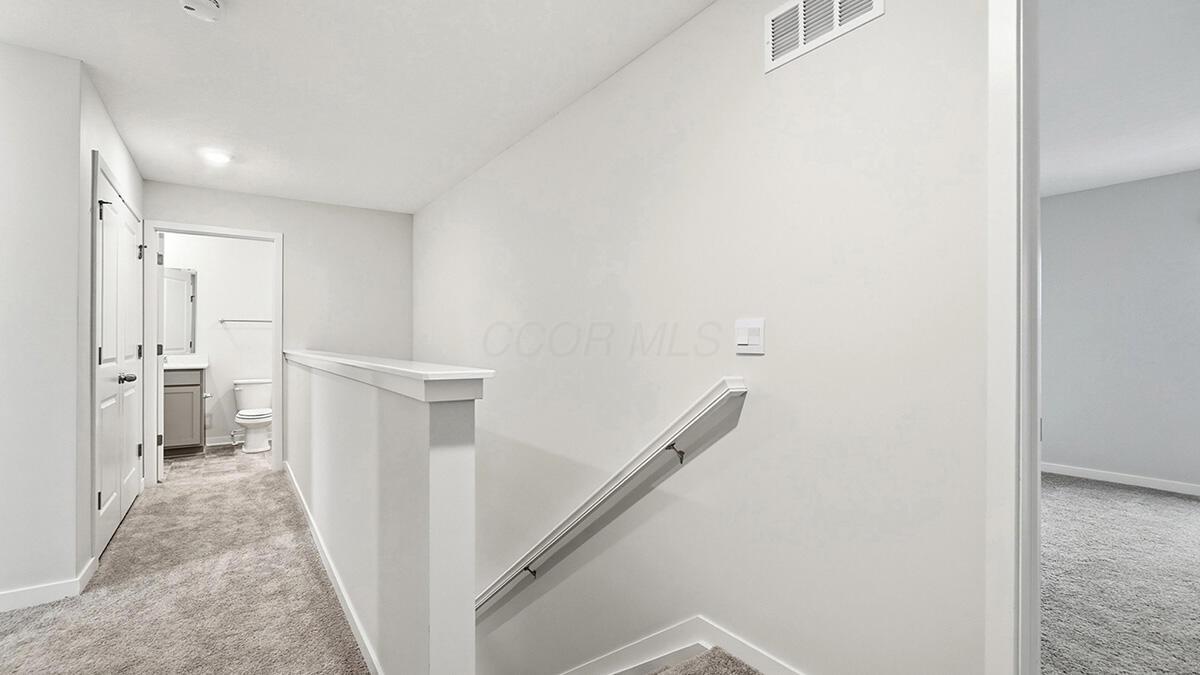 1382 Marinelli Drive E Property Photo 19