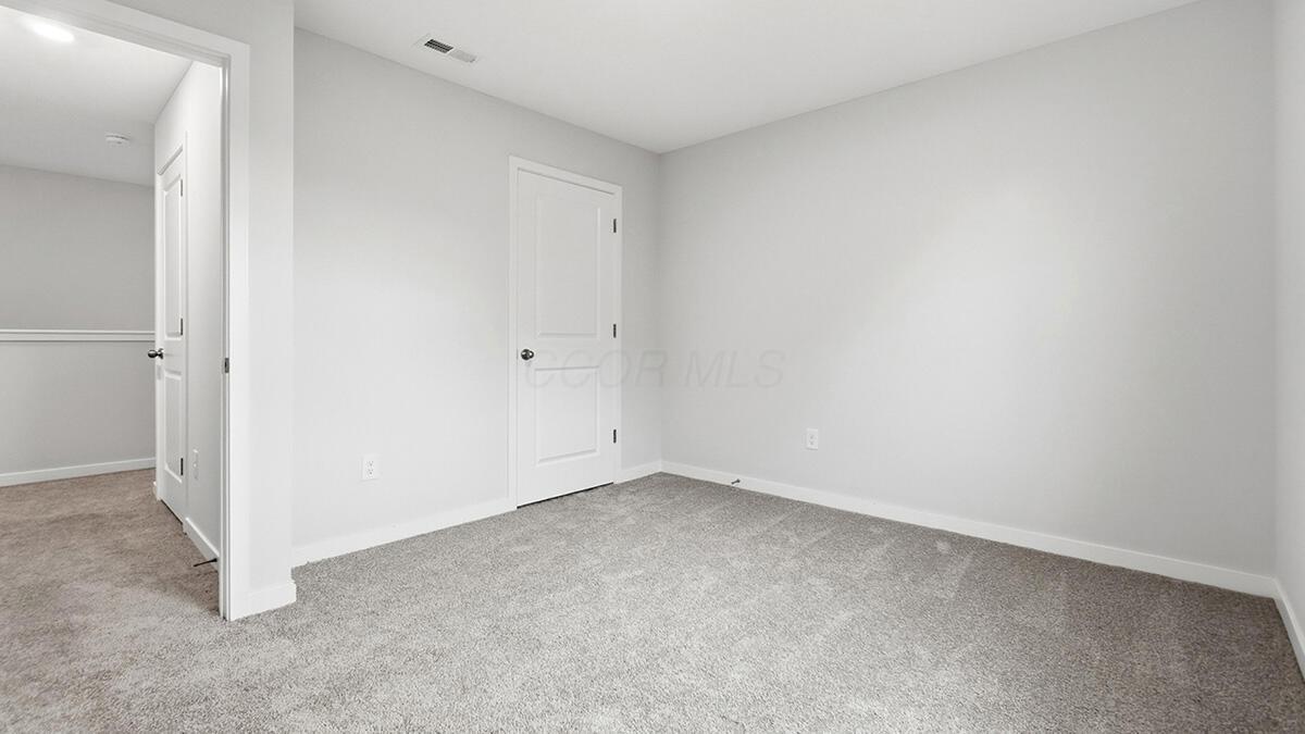 1382 Marinelli Drive E Property Photo 35