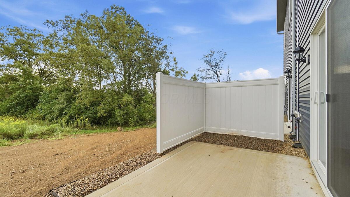 1382 Marinelli Drive E Property Photo 37