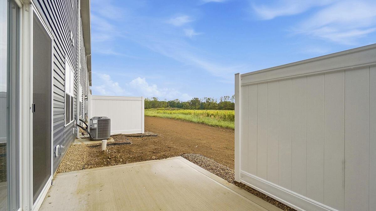 1382 Marinelli Drive E Property Photo 38
