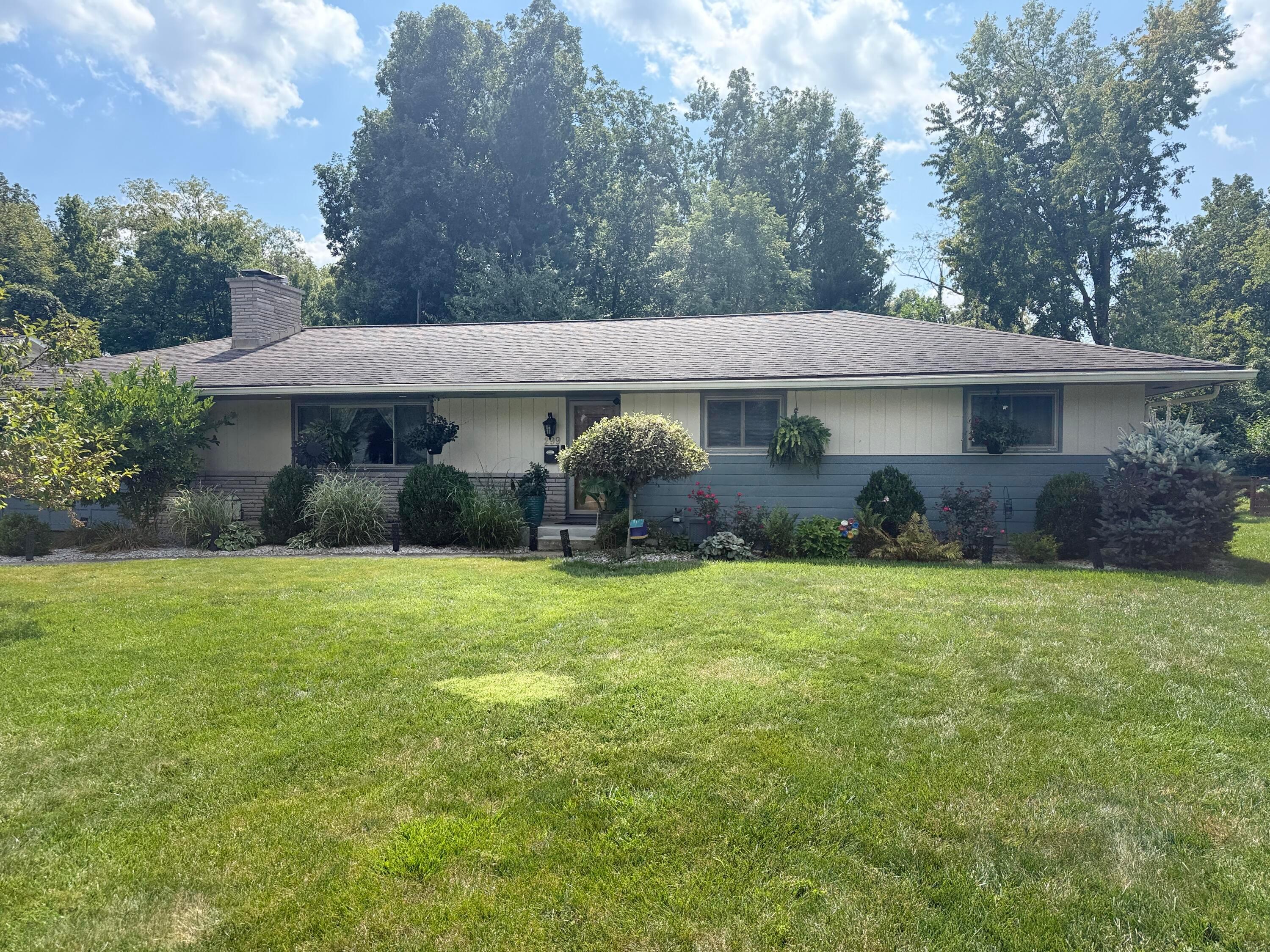 299 Woodsview Drive Property Photo 1
