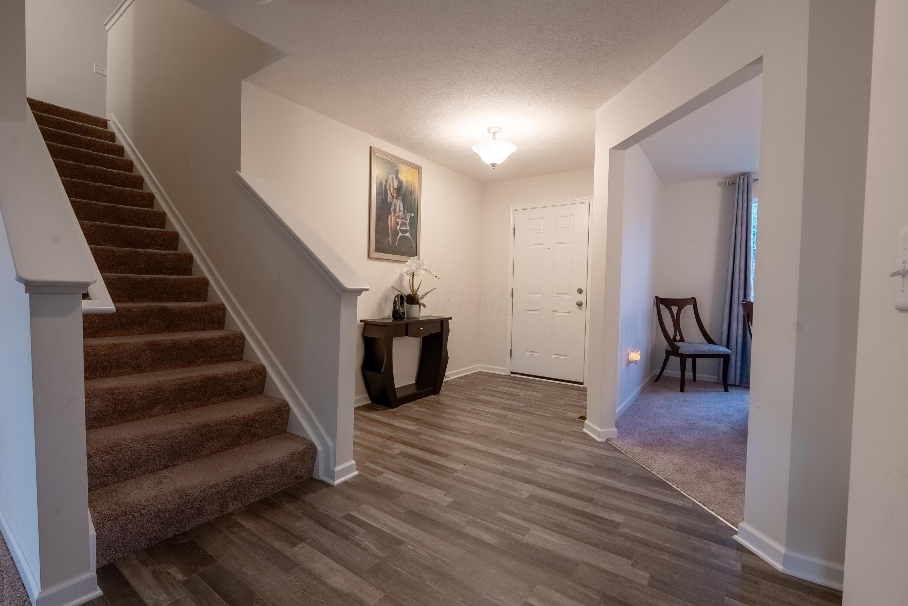 835 Corylus Drive Sw Property Photo 6