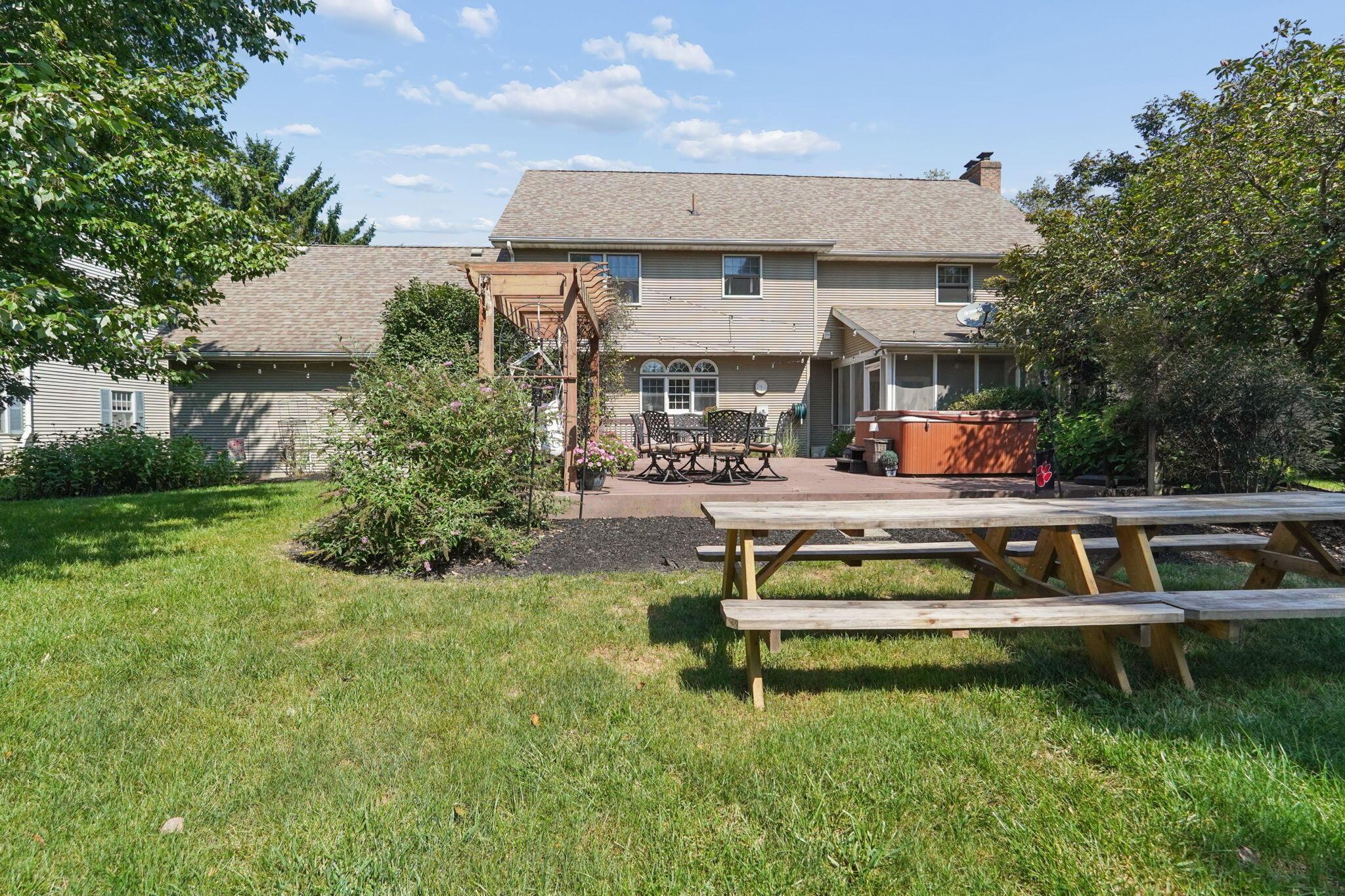 509 Northfield Drive Property Photo 46