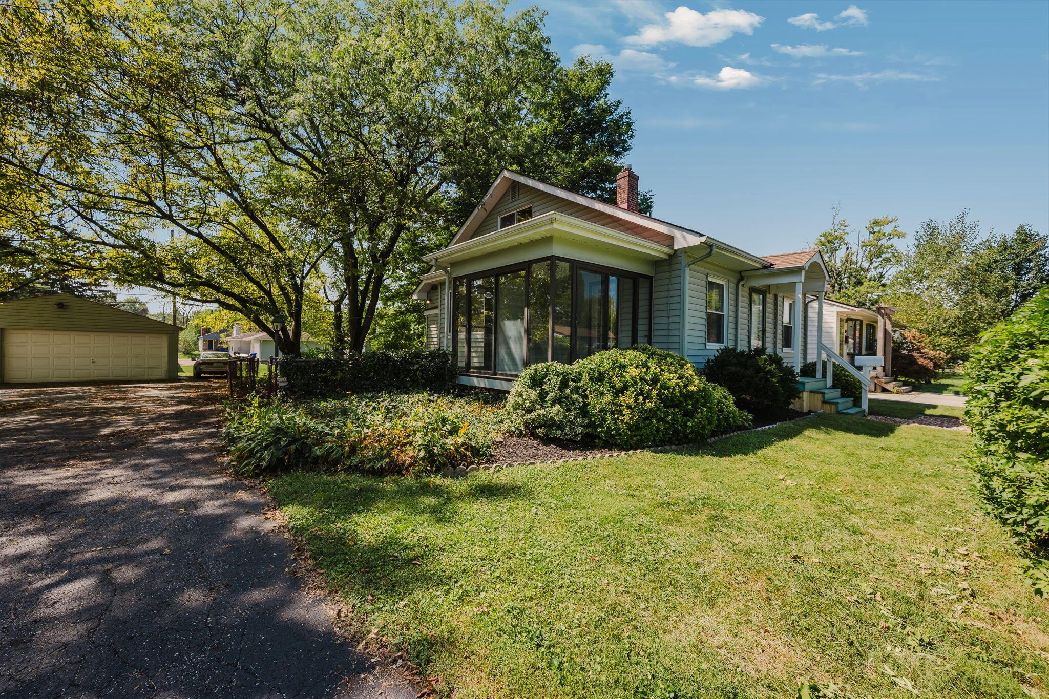 1981 Ward Road Property Photo 3